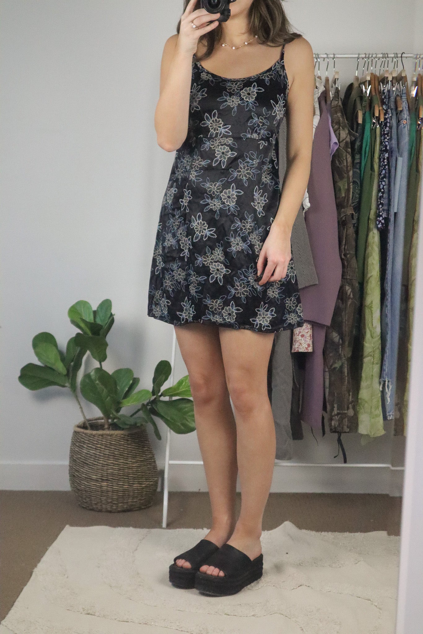 Made in USA x Vintage x Satin Floral Dress (6/8)