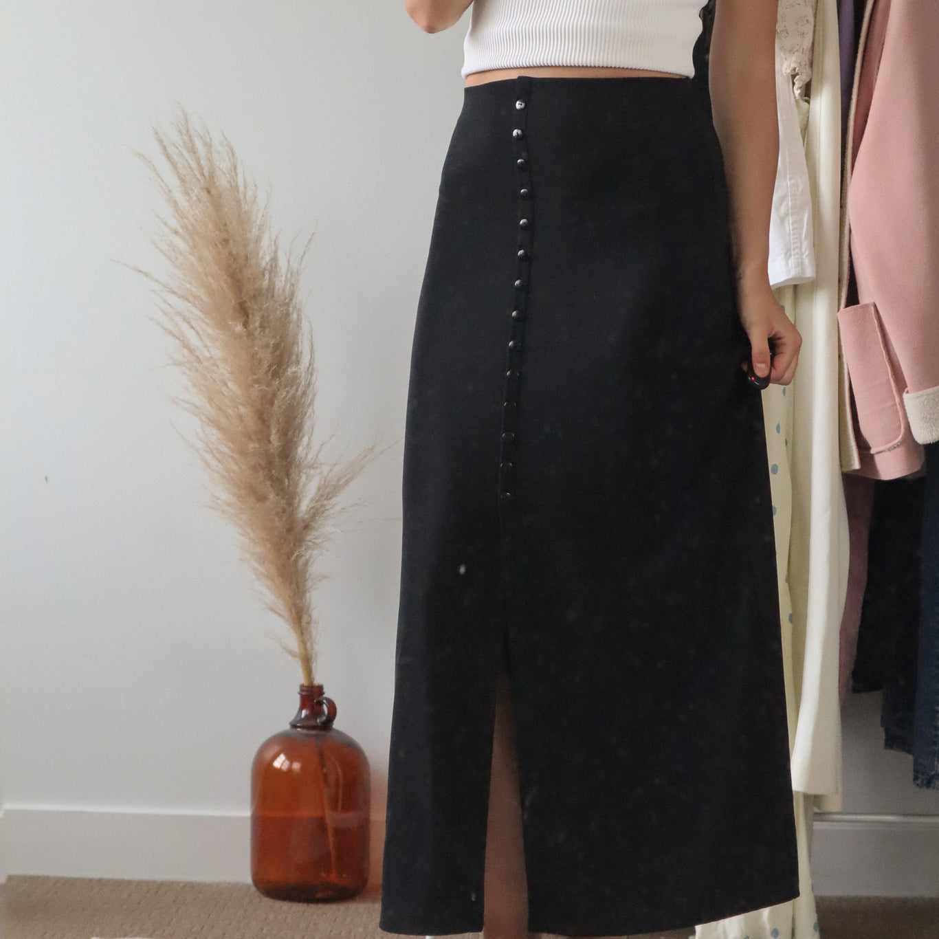 Made in USA x Vintage x Button Maxi Skirt (2/4)