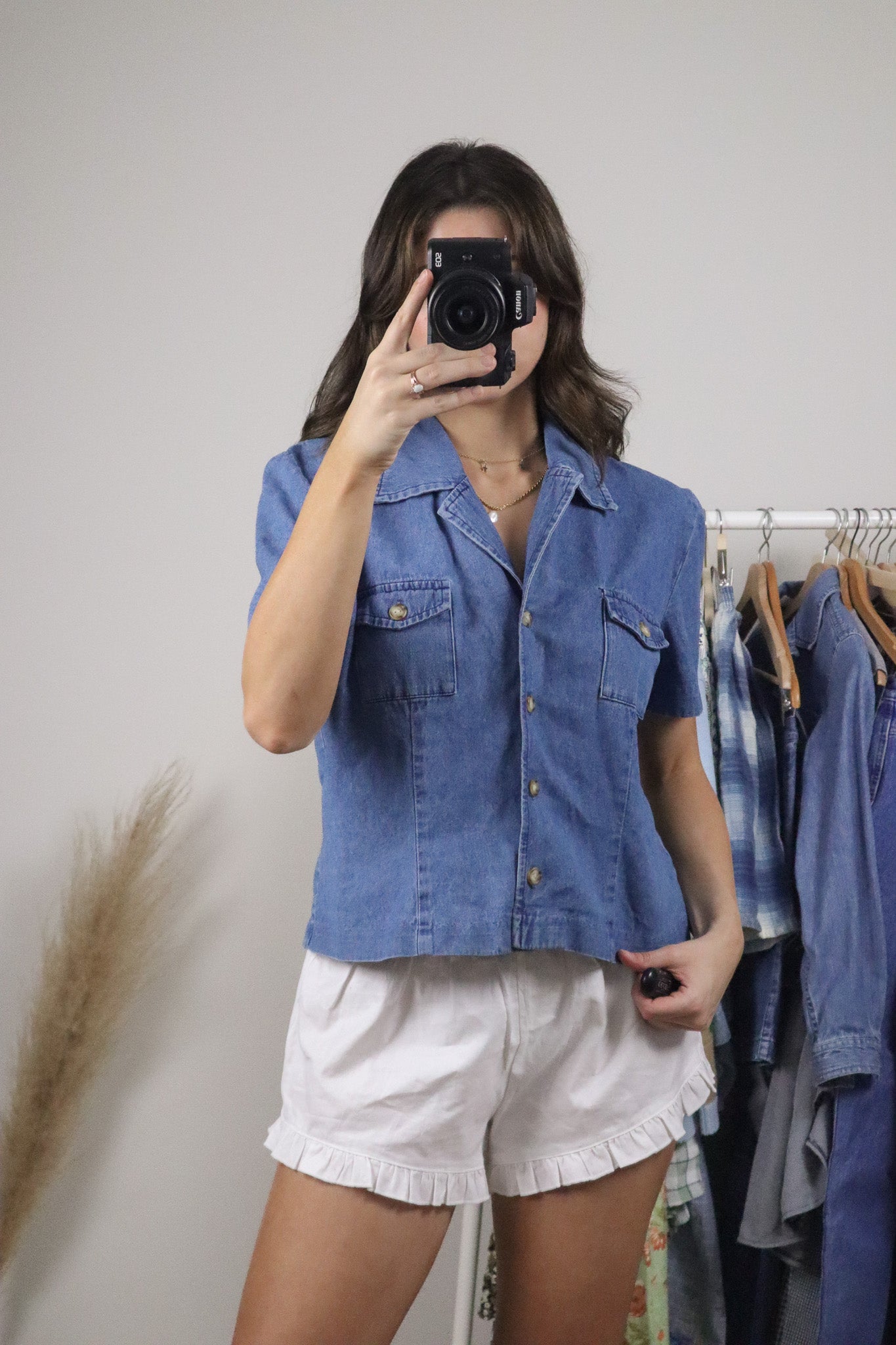 Made in Canada x Vintage x Short-Sleeve Denim Button Up (M)