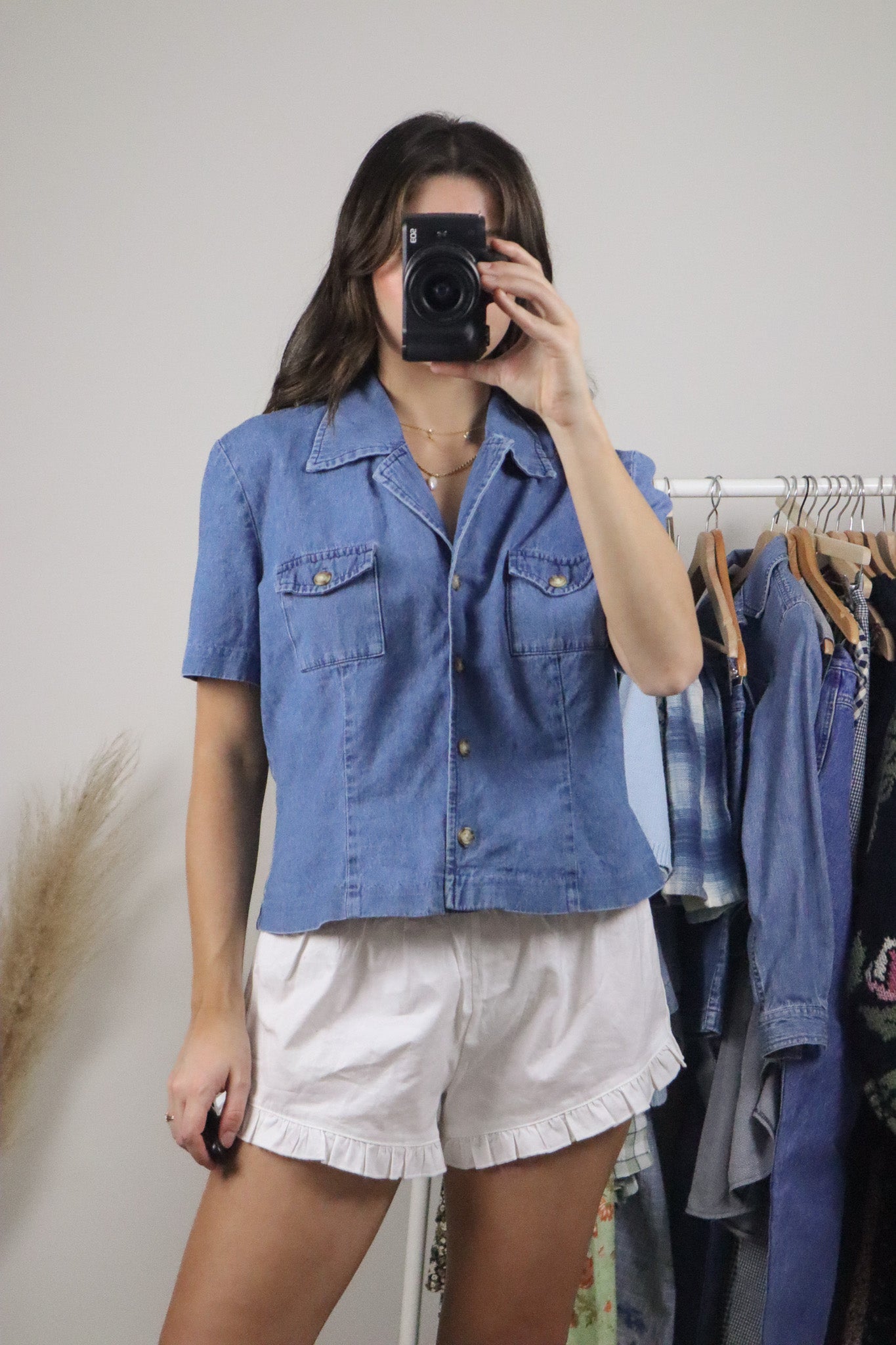 Made in Canada x Vintage x Short-Sleeve Denim Button Up (M)