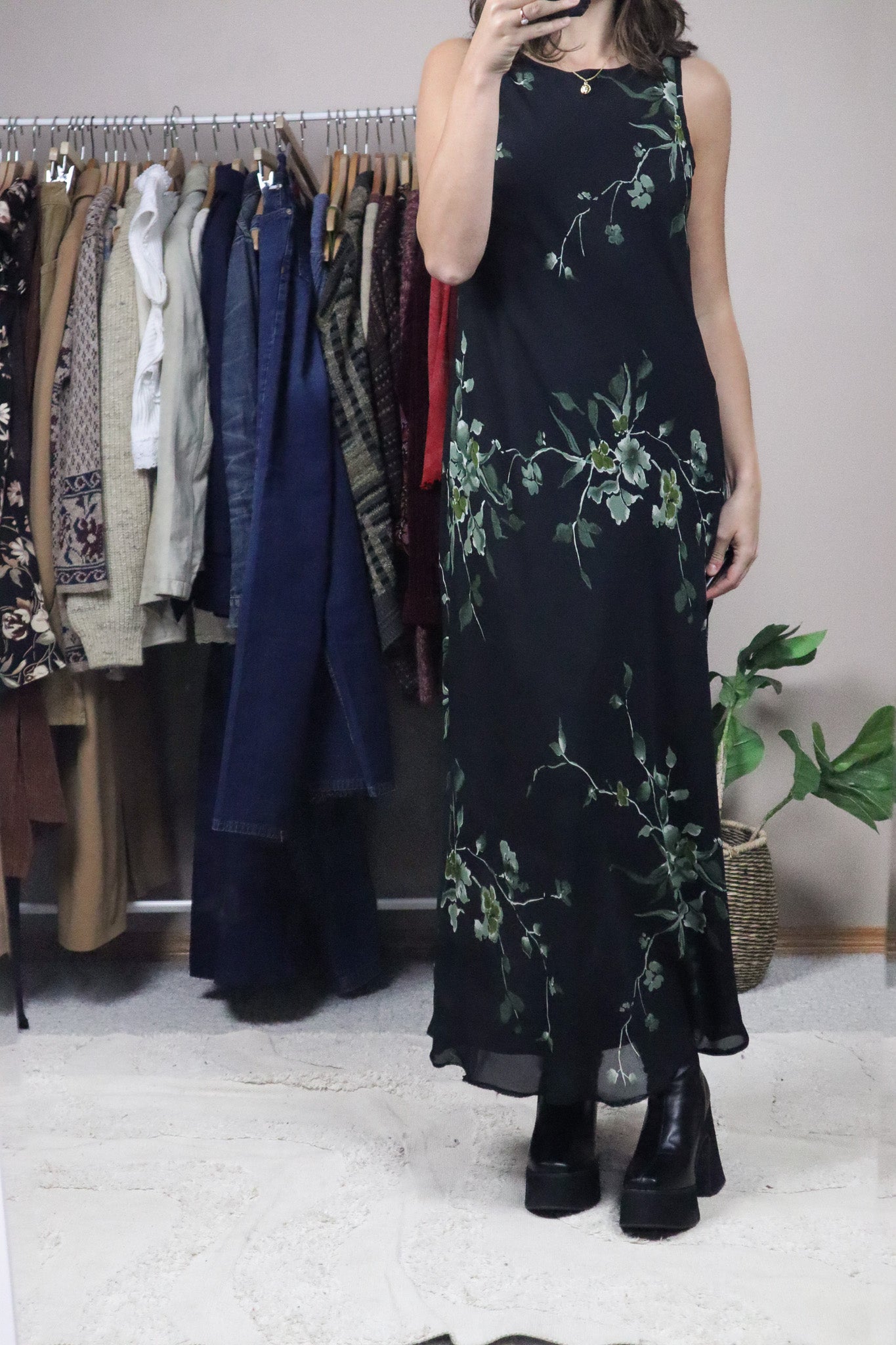 Made in Canada x Vintage x Floral Maxi Dress (6)