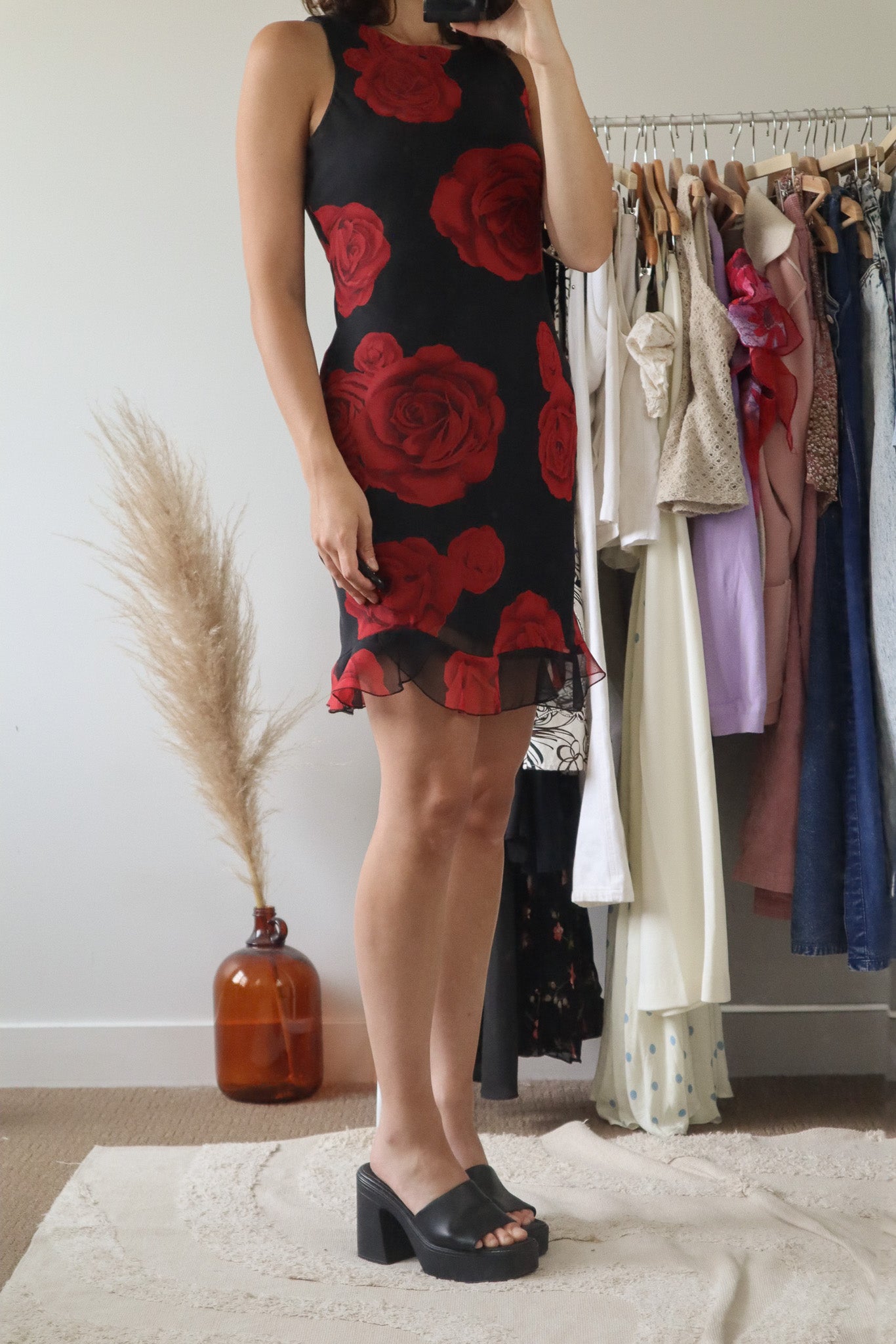 Made in Canada x Vintage x Floral Rose Mini Dress (4)