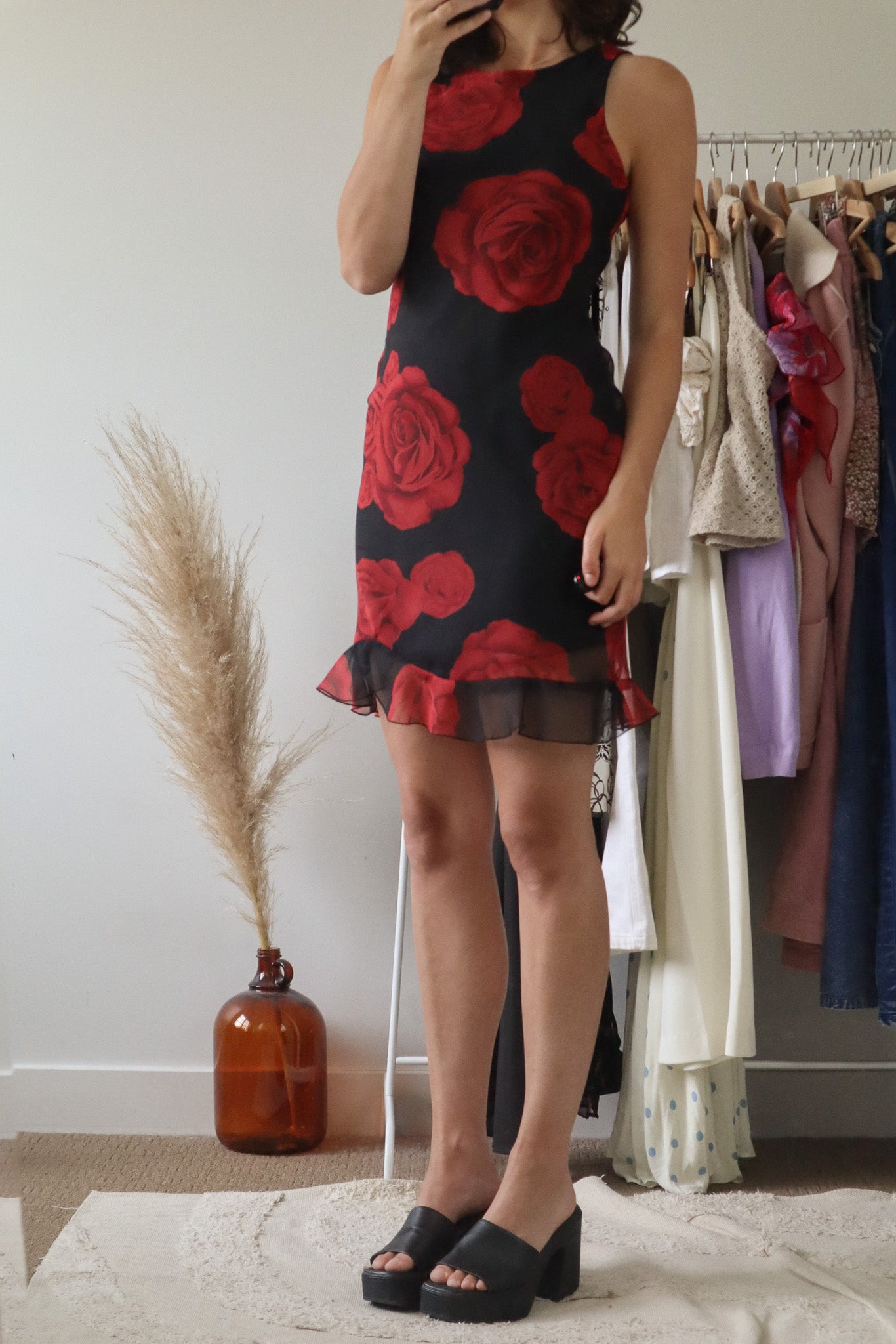 Made in Canada x Vintage x Floral Rose Mini Dress (4)