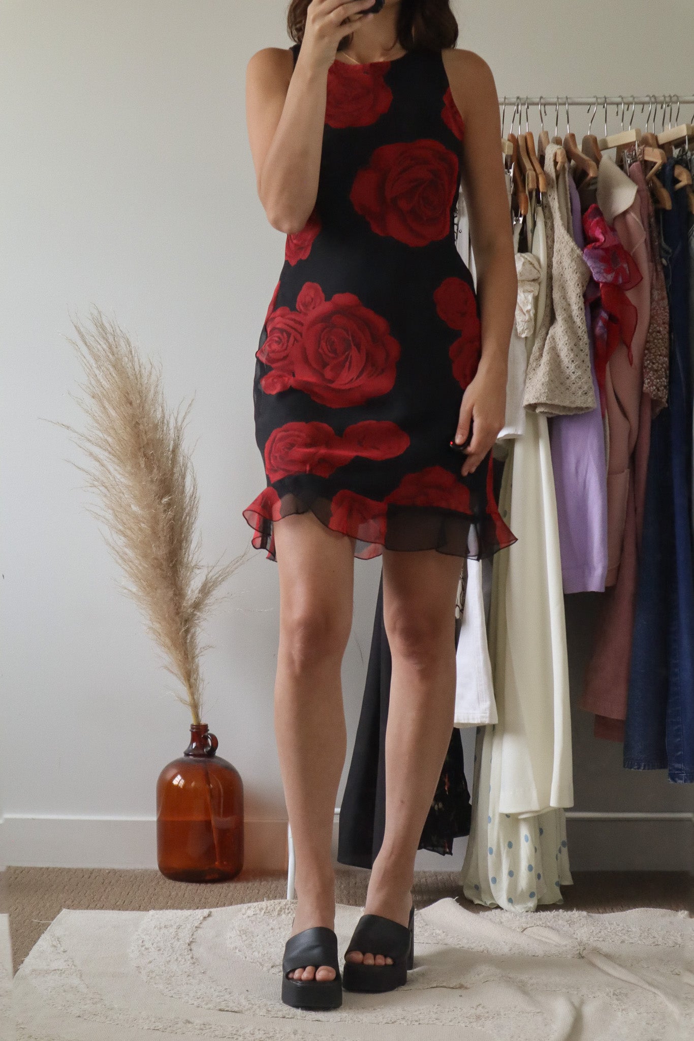 Made in Canada x Vintage x Floral Rose Mini Dress (4)
