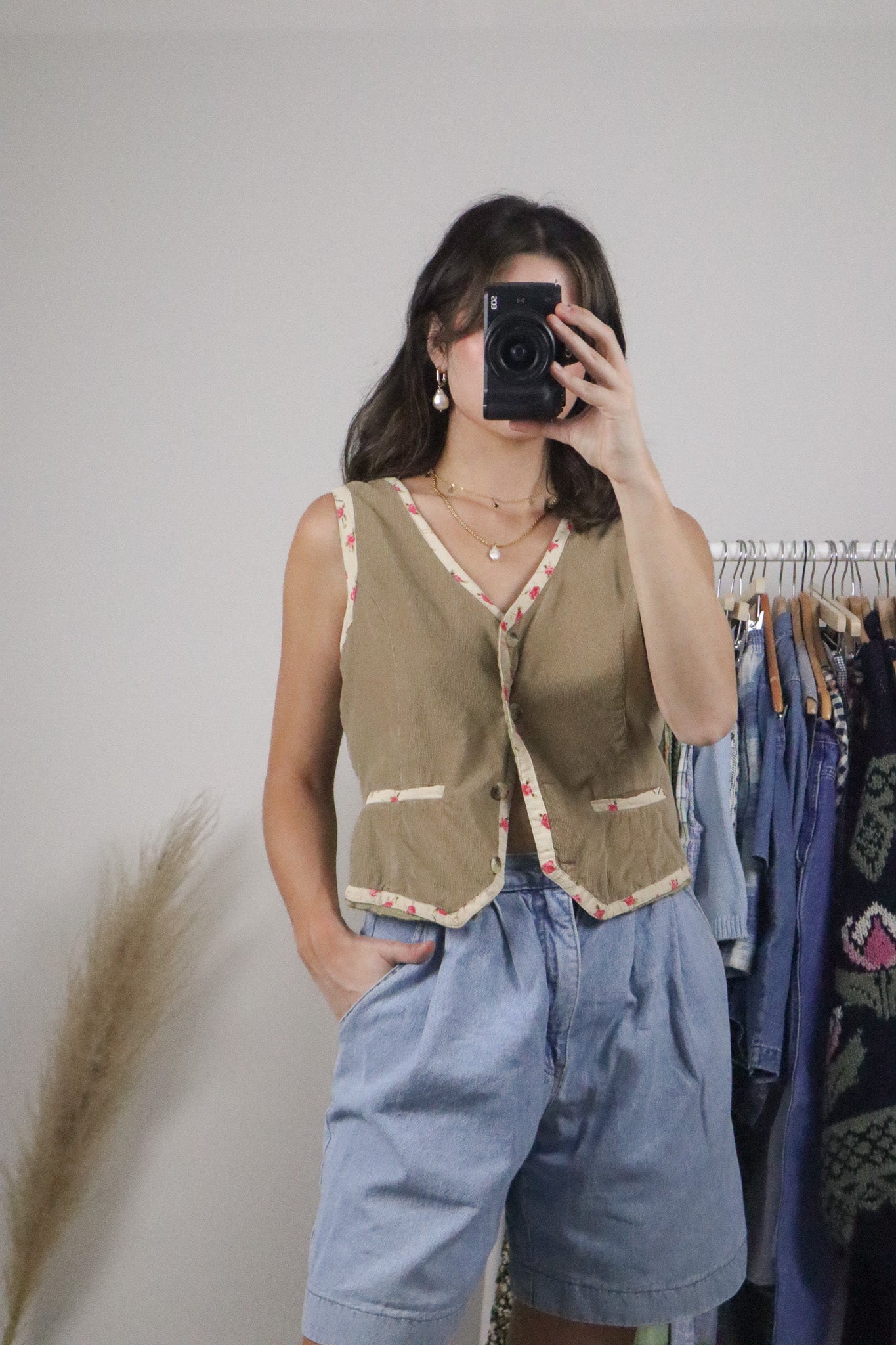 Vintage x Corduroy Floral Trim Vest (M)