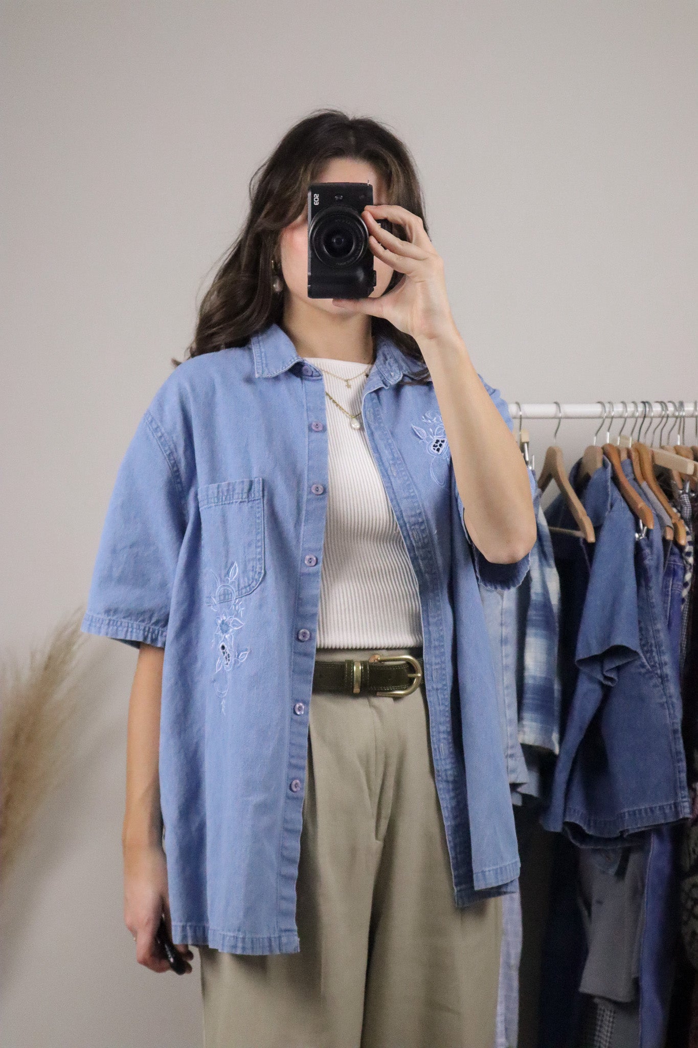 Vintage x Embroidered Short-Sleeve Denim Top (L)