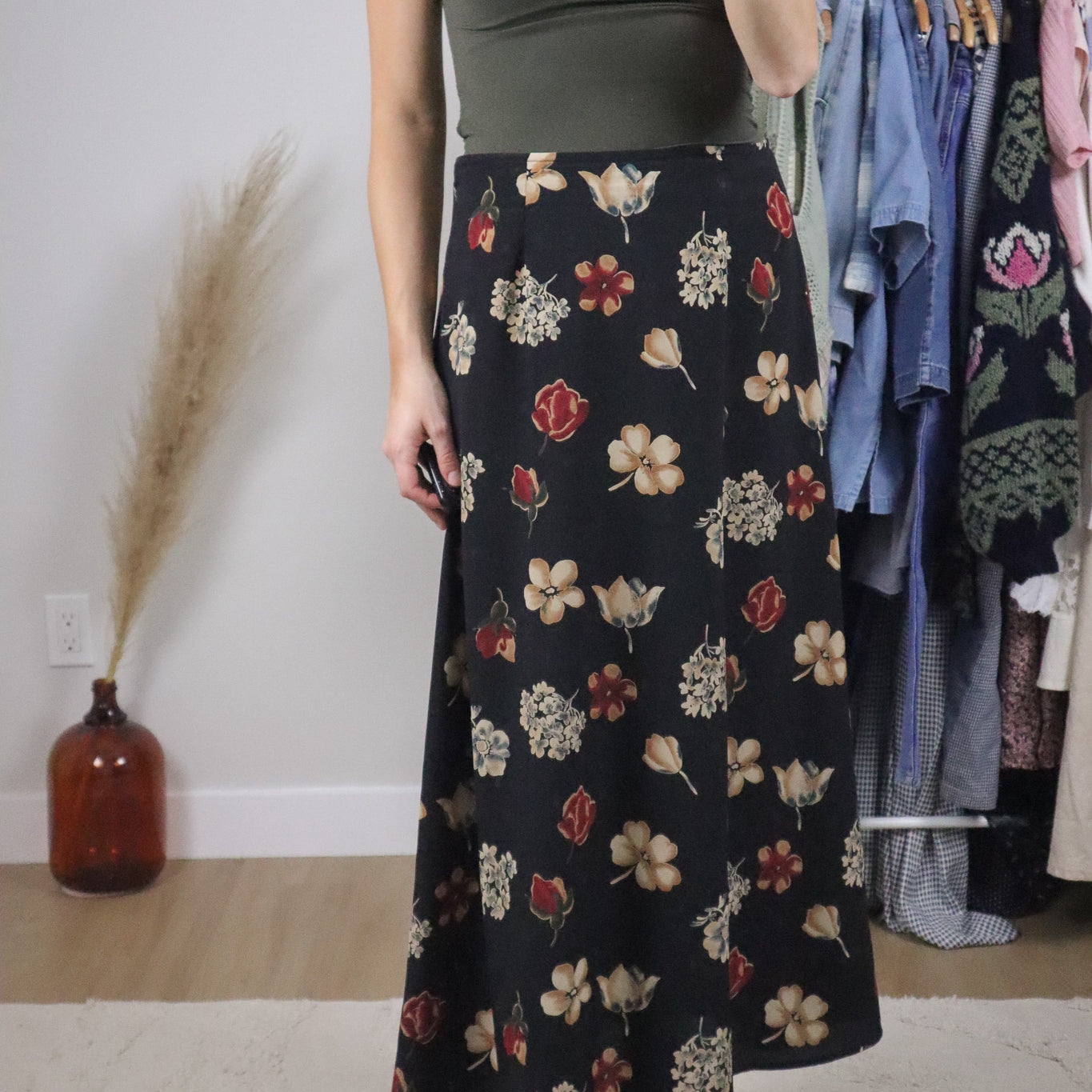 Made in Canada x Vintage x Floral Maxi Skirt (8)