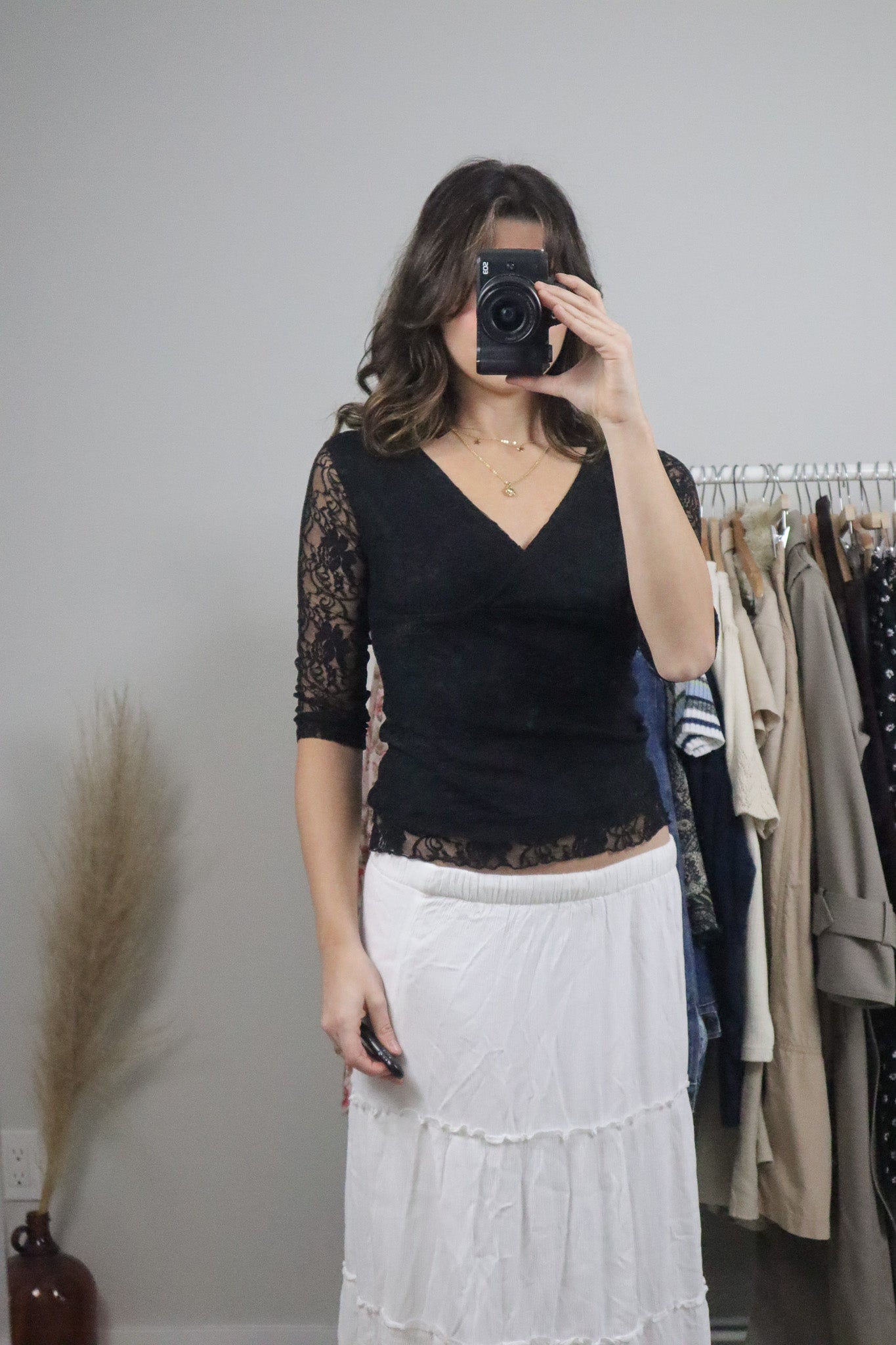 Made in Canada x Vintage x Lace Blouse (XS/S)