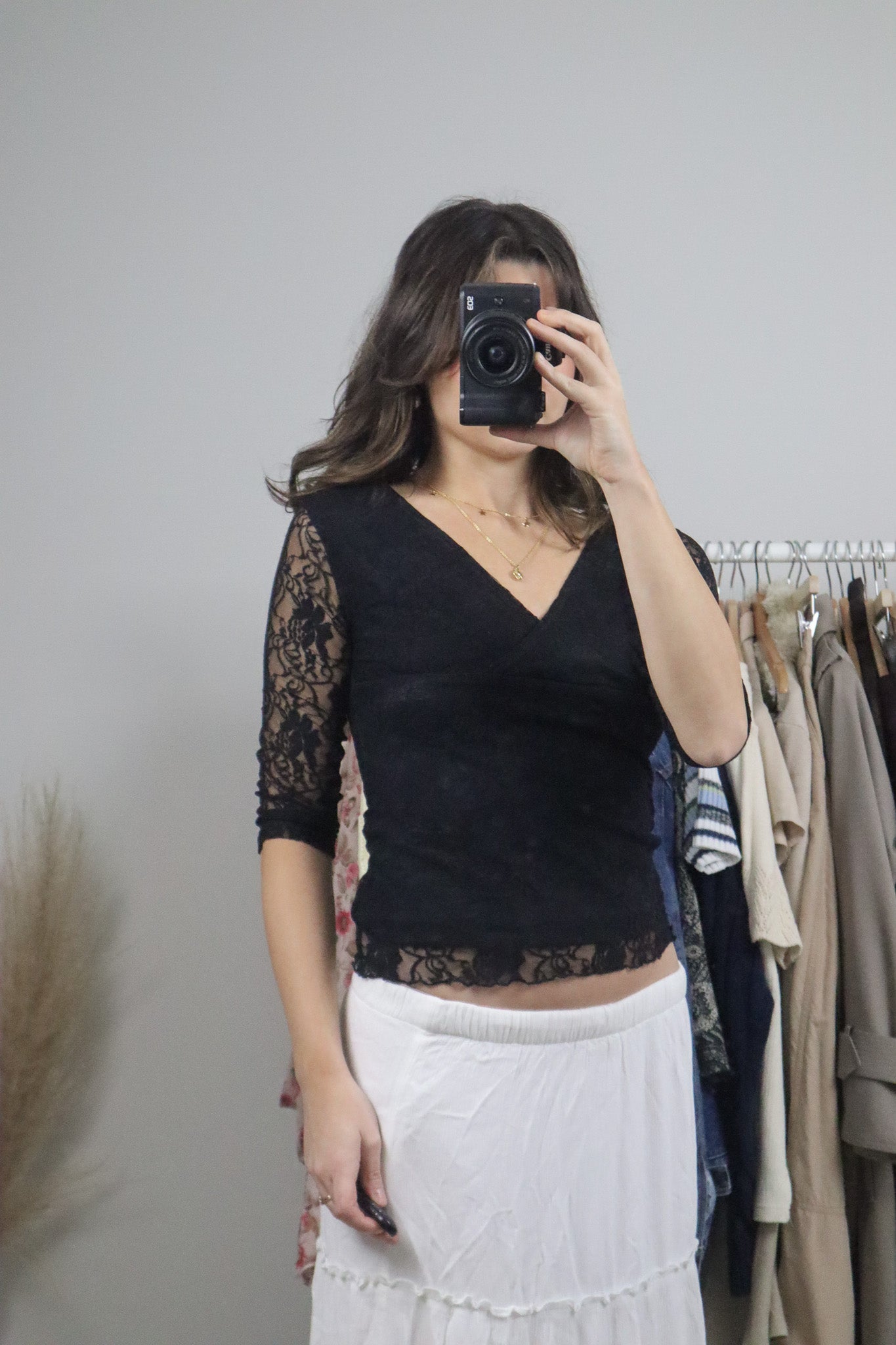 Made in Canada x Vintage x Lace Blouse (XS/S)