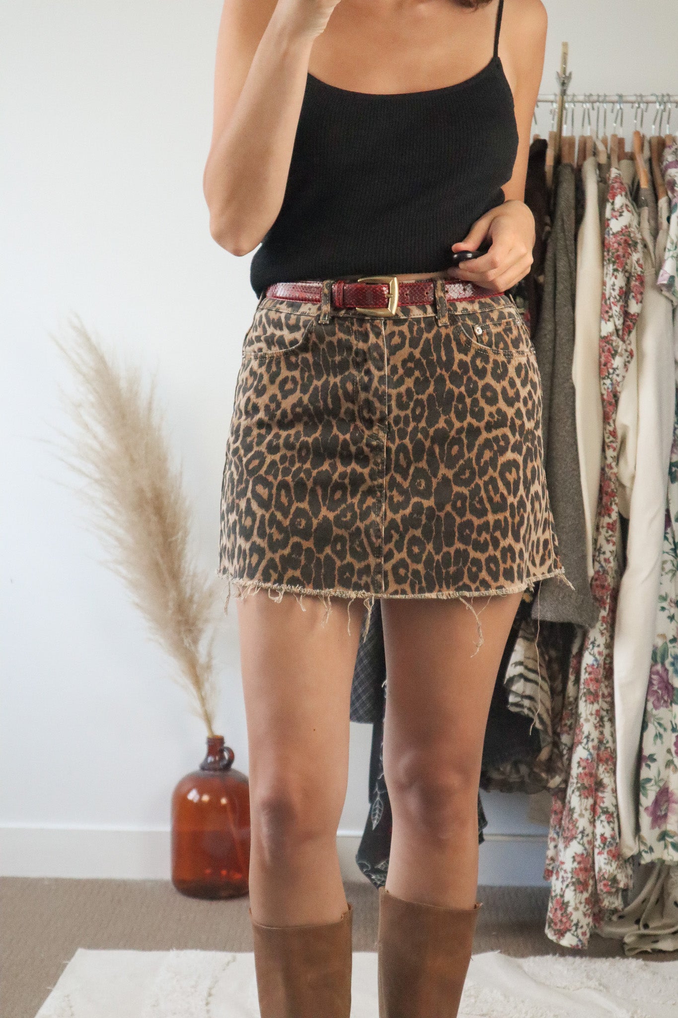 Vintage x Red Leather Belt (XS/S)