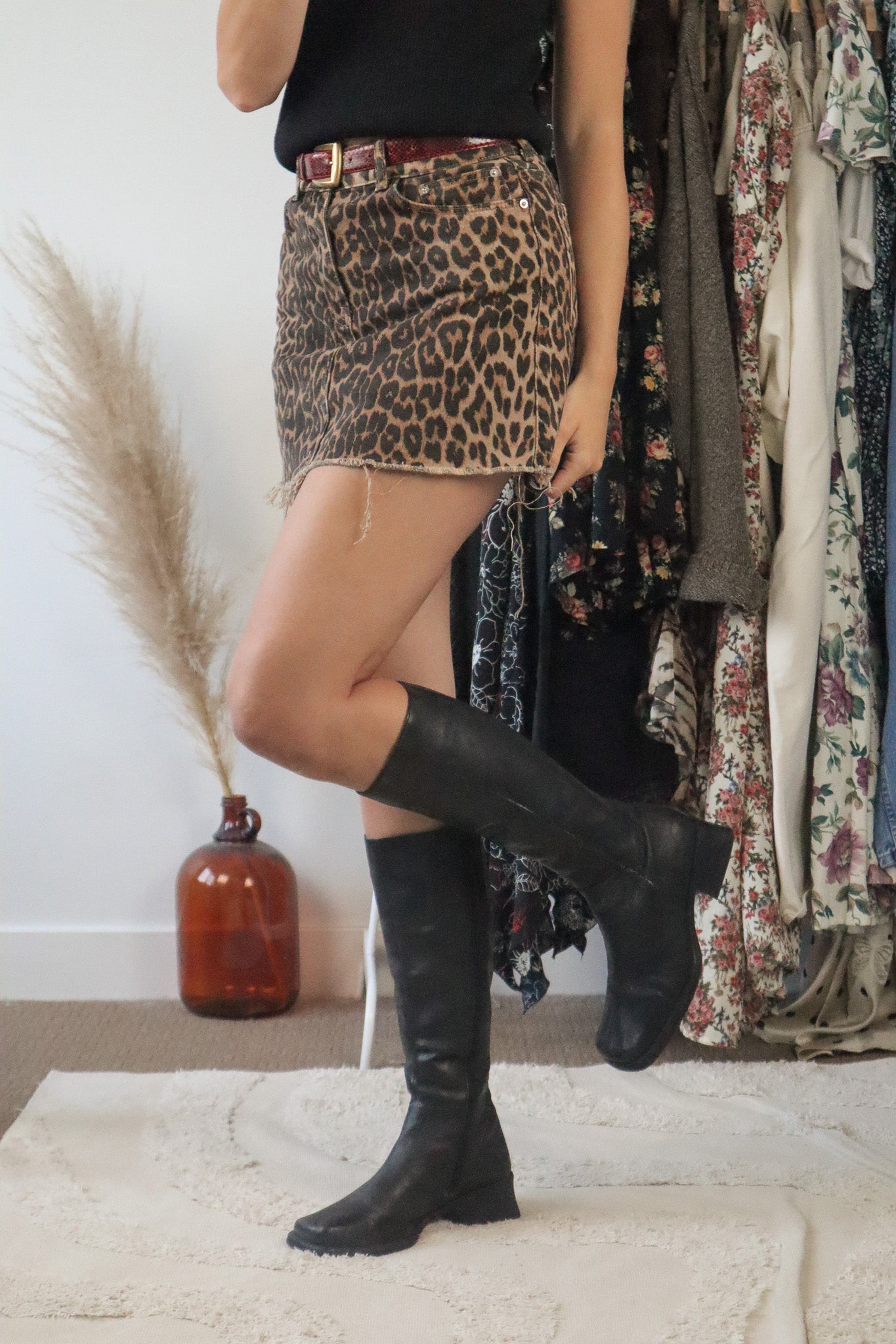 Vintage x Faux-Leather Knee High Boots (8)