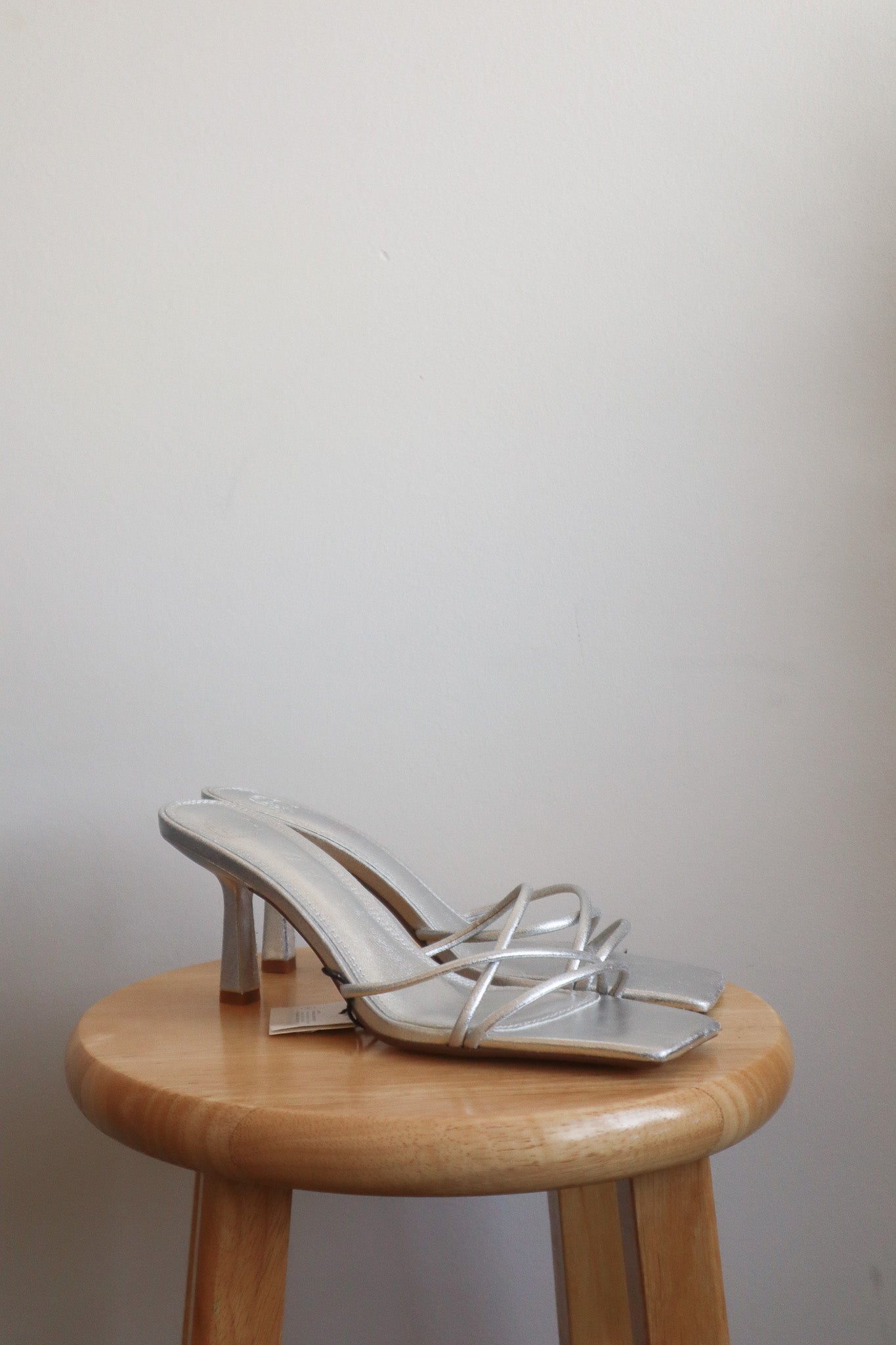 Modern x Metallic Heels (8/8.5)