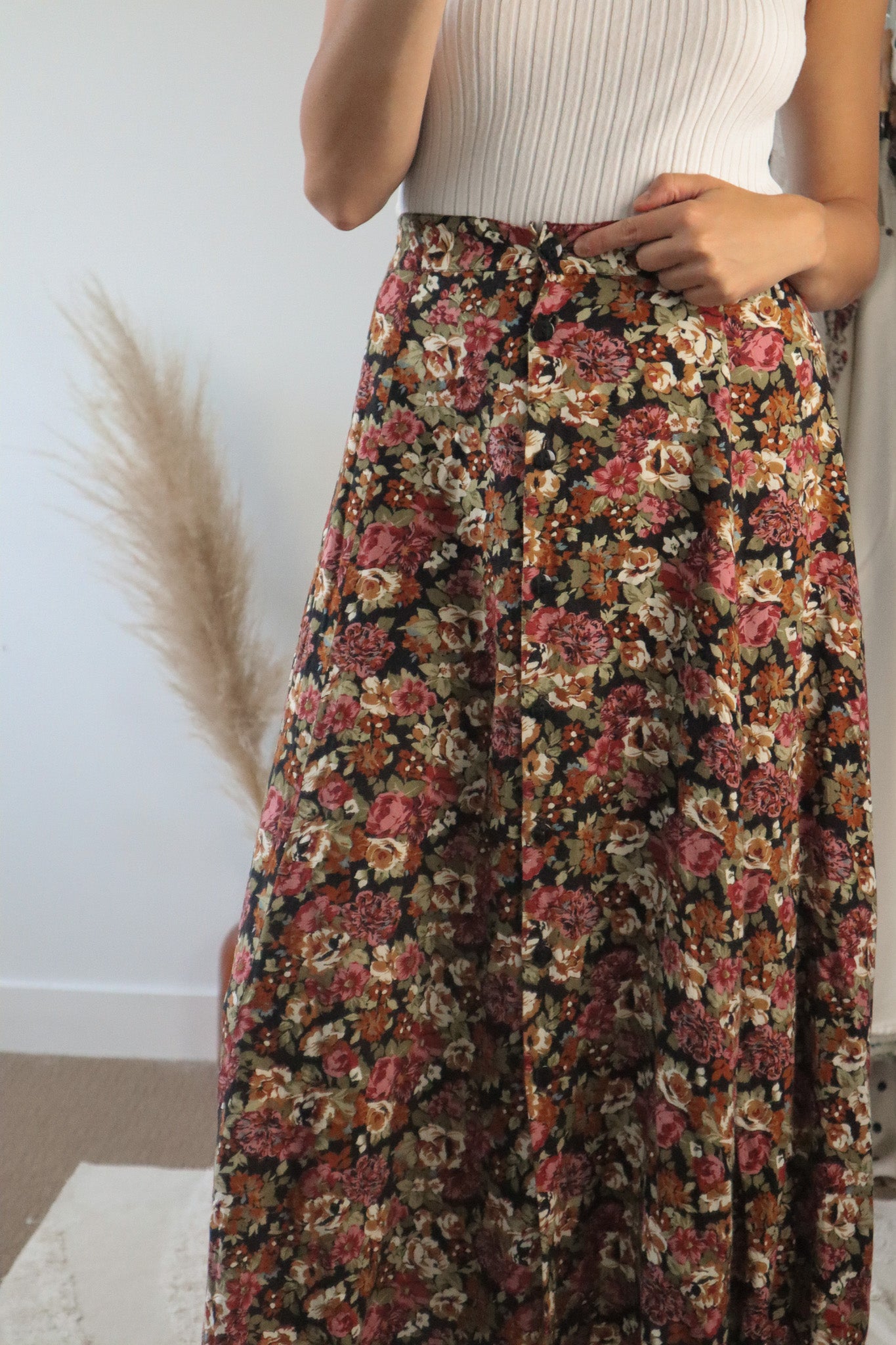 Made in Canada x Vintage x Floral Maxi Skirt (XL/XXL)