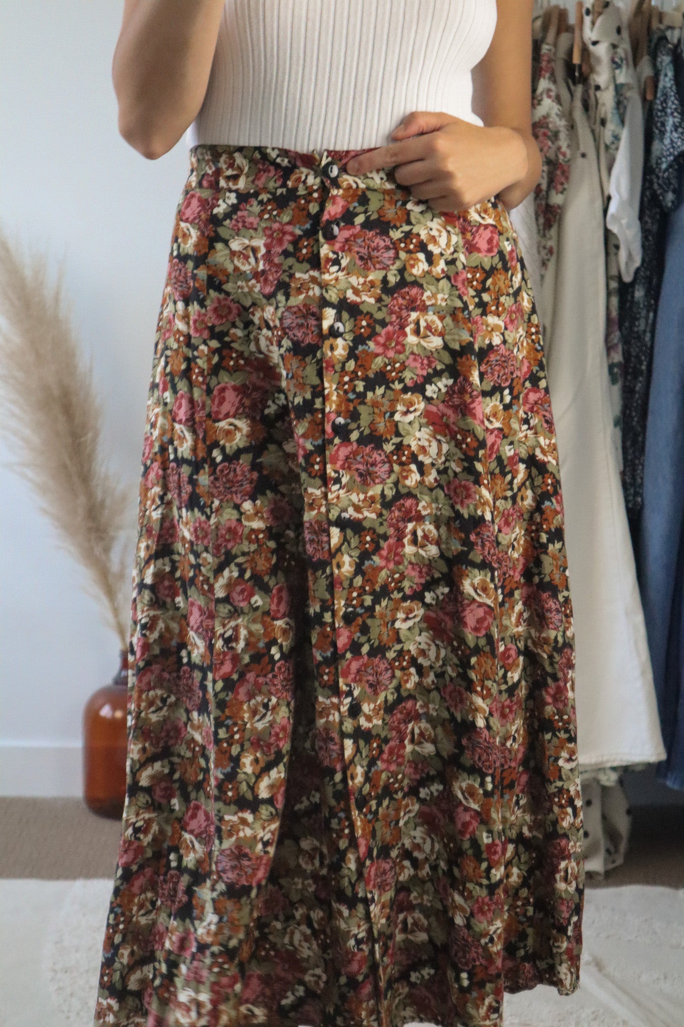 Made in Canada x Vintage x Floral Maxi Skirt (XL/XXL)