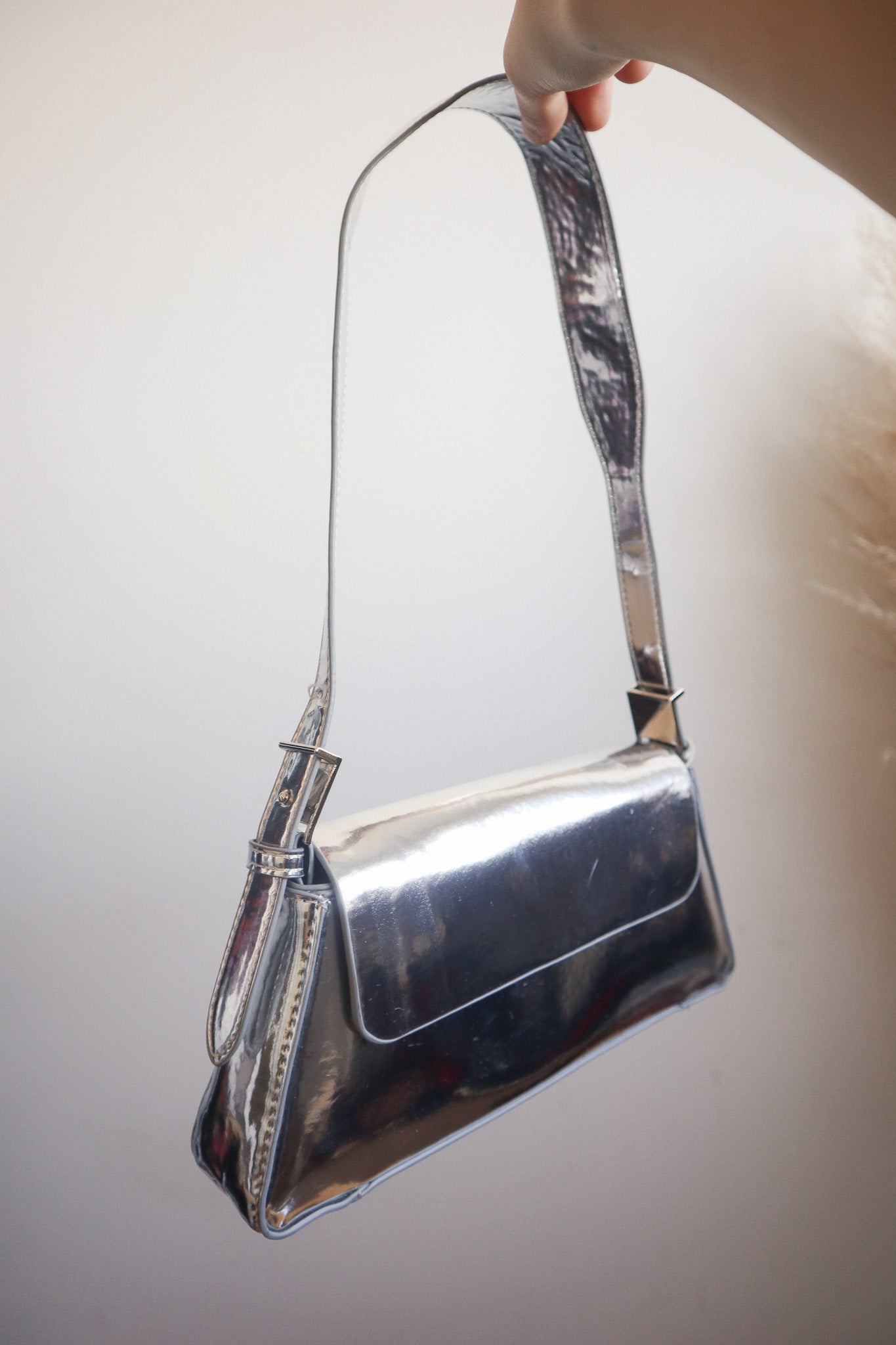 Modern x Metallic Purse