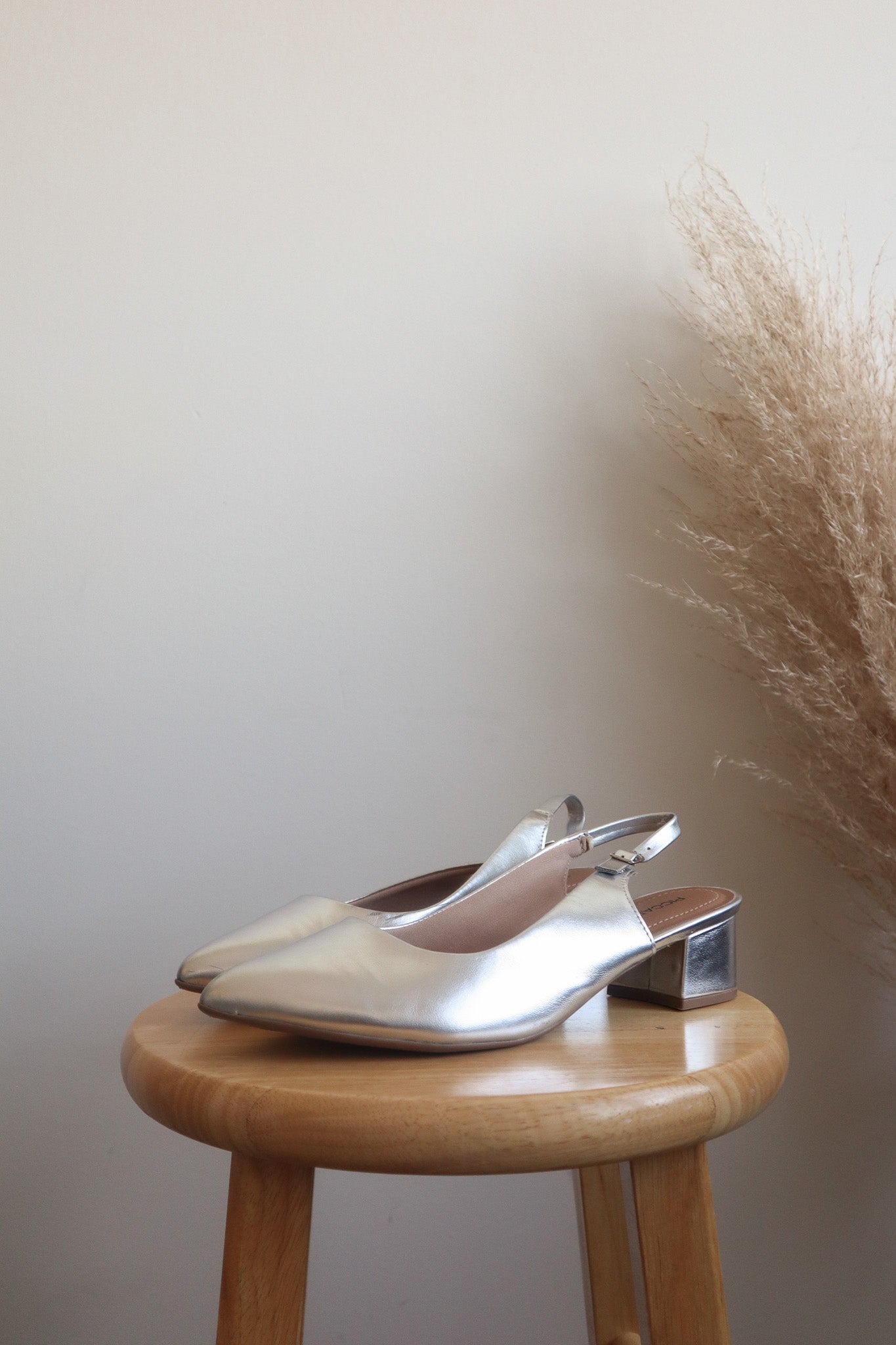 Modern x Metallic Sling backs (8.5/9)