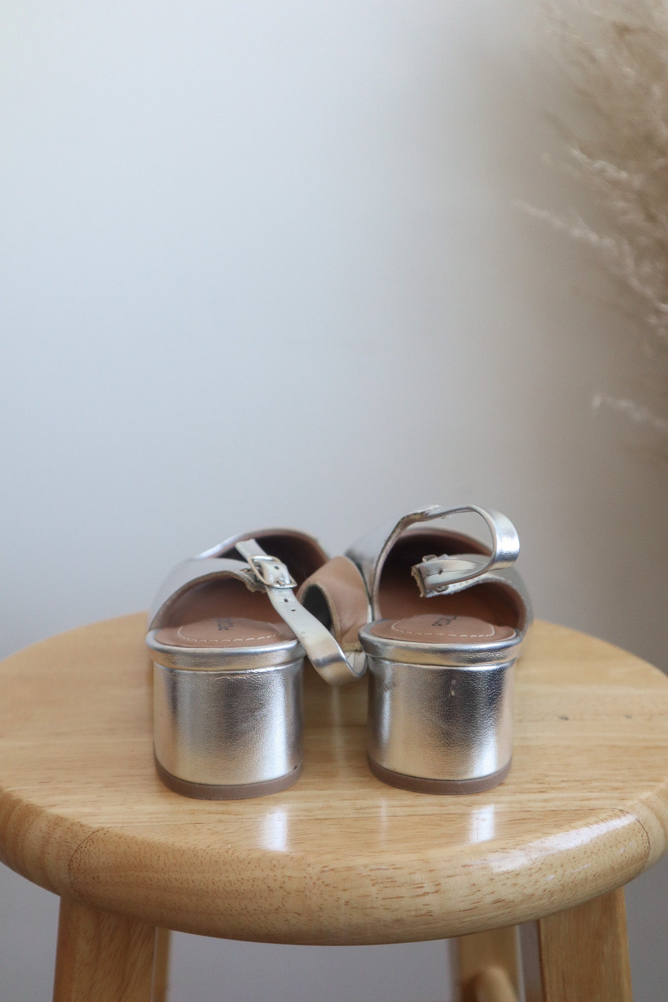 Modern x Metallic Sling backs (8.5/9)