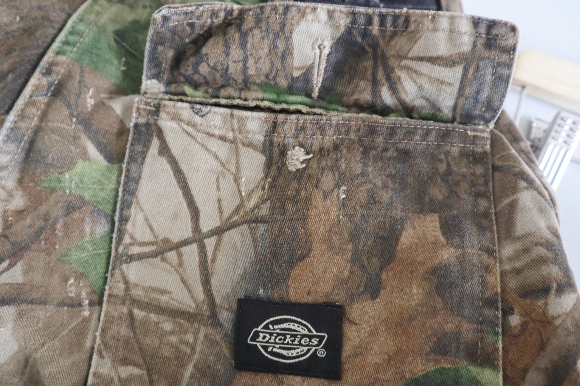 Vintage x Dickies Camo Cargo Pants (S/M)