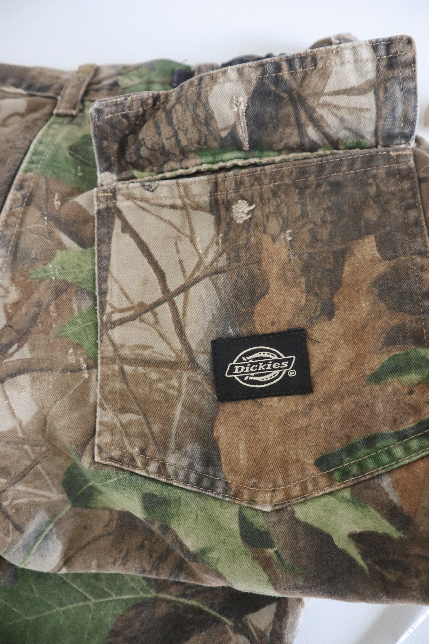 Vintage x Dickies Camo Cargo Pants (S/M)