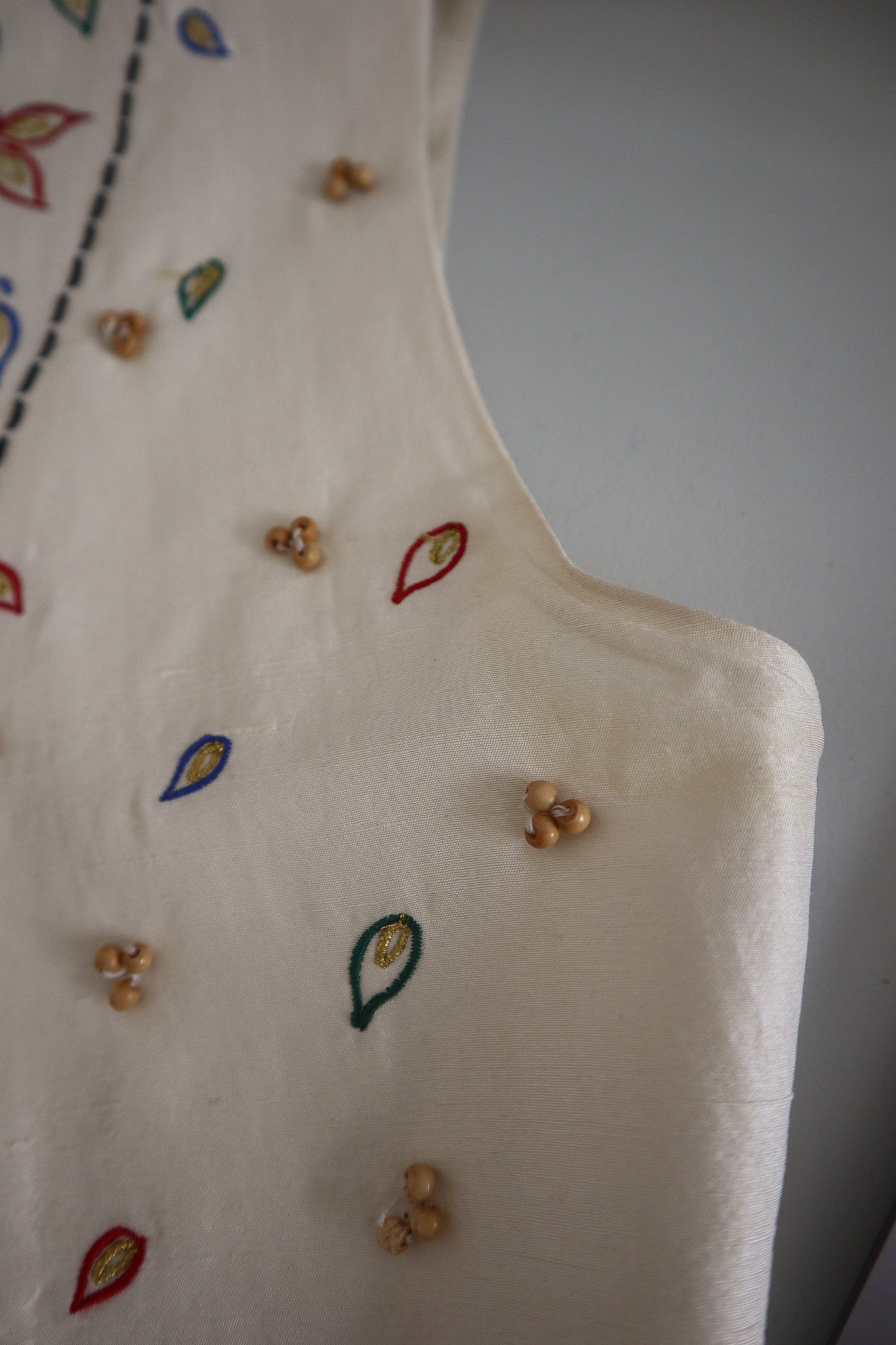 Vintage x Silk Beaded & Embroidered Vest (6)