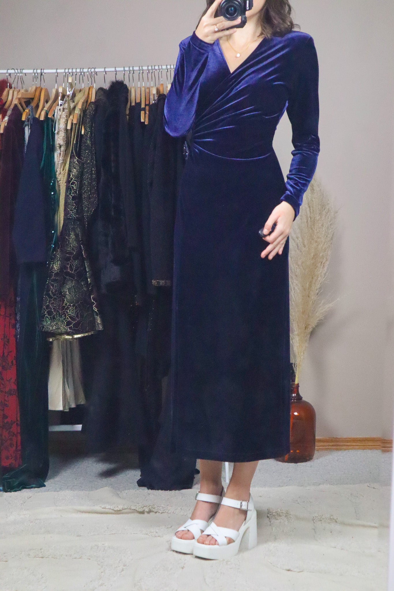 Vintage x Velvet Dress (S)