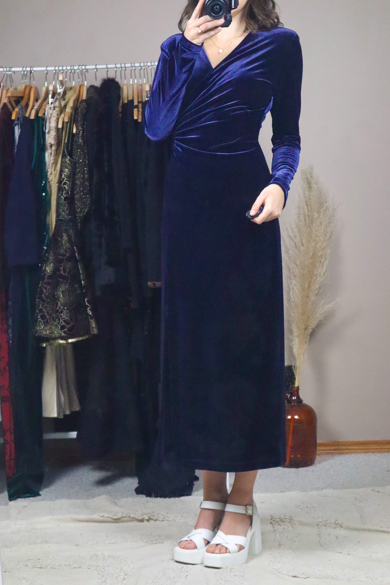Vintage x Velvet Dress (S)