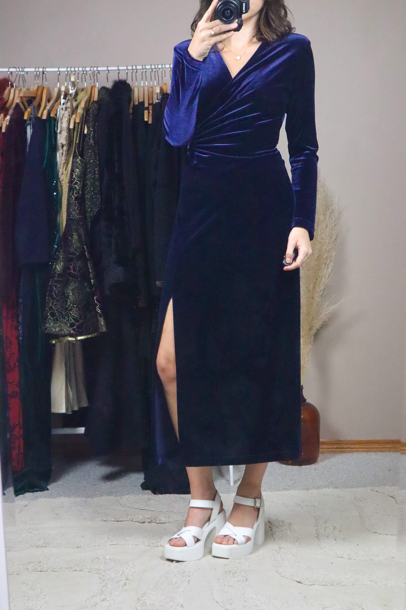 Vintage x Velvet Dress (S)