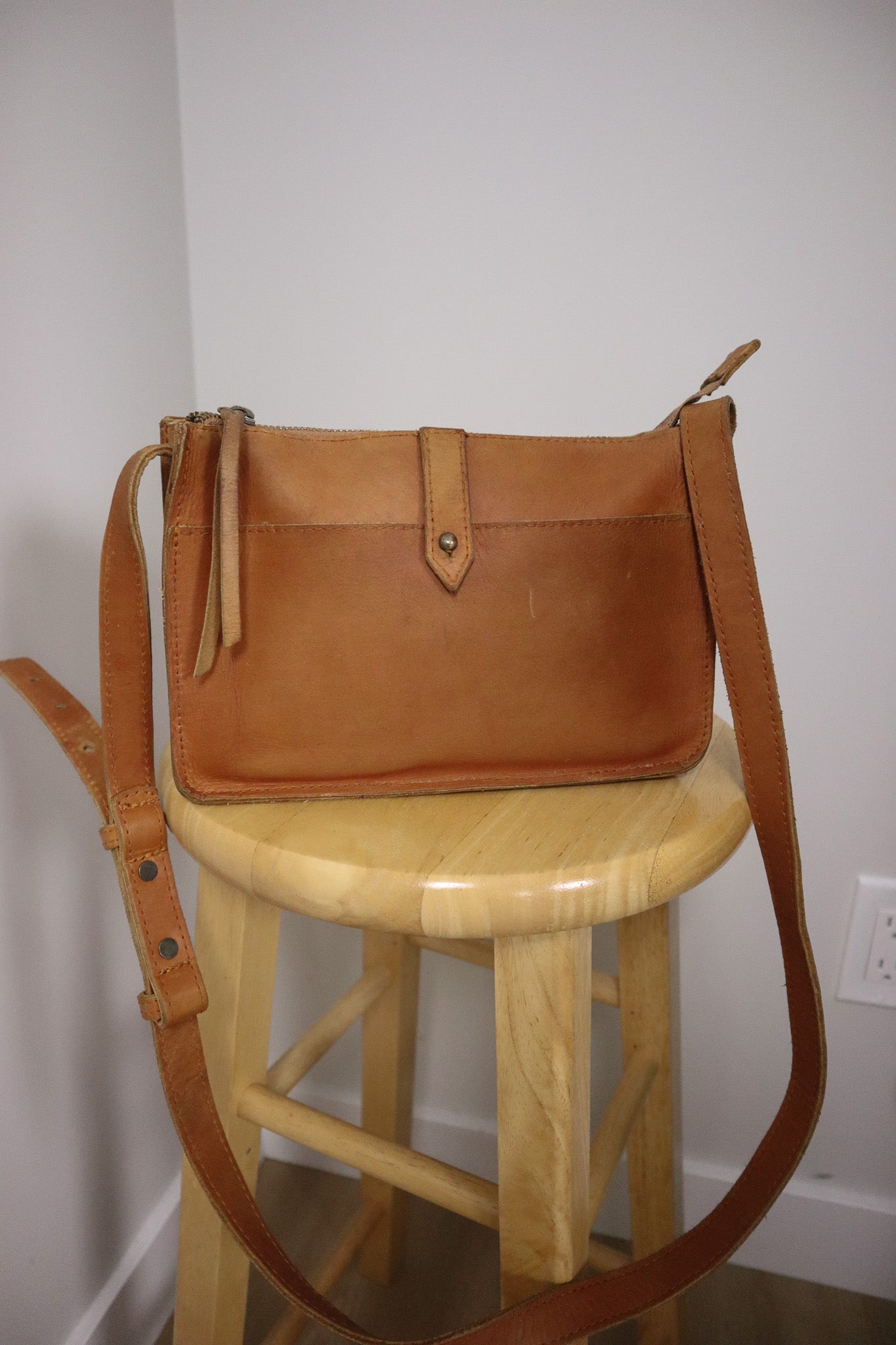 Vintage x Handmade Leather Purse