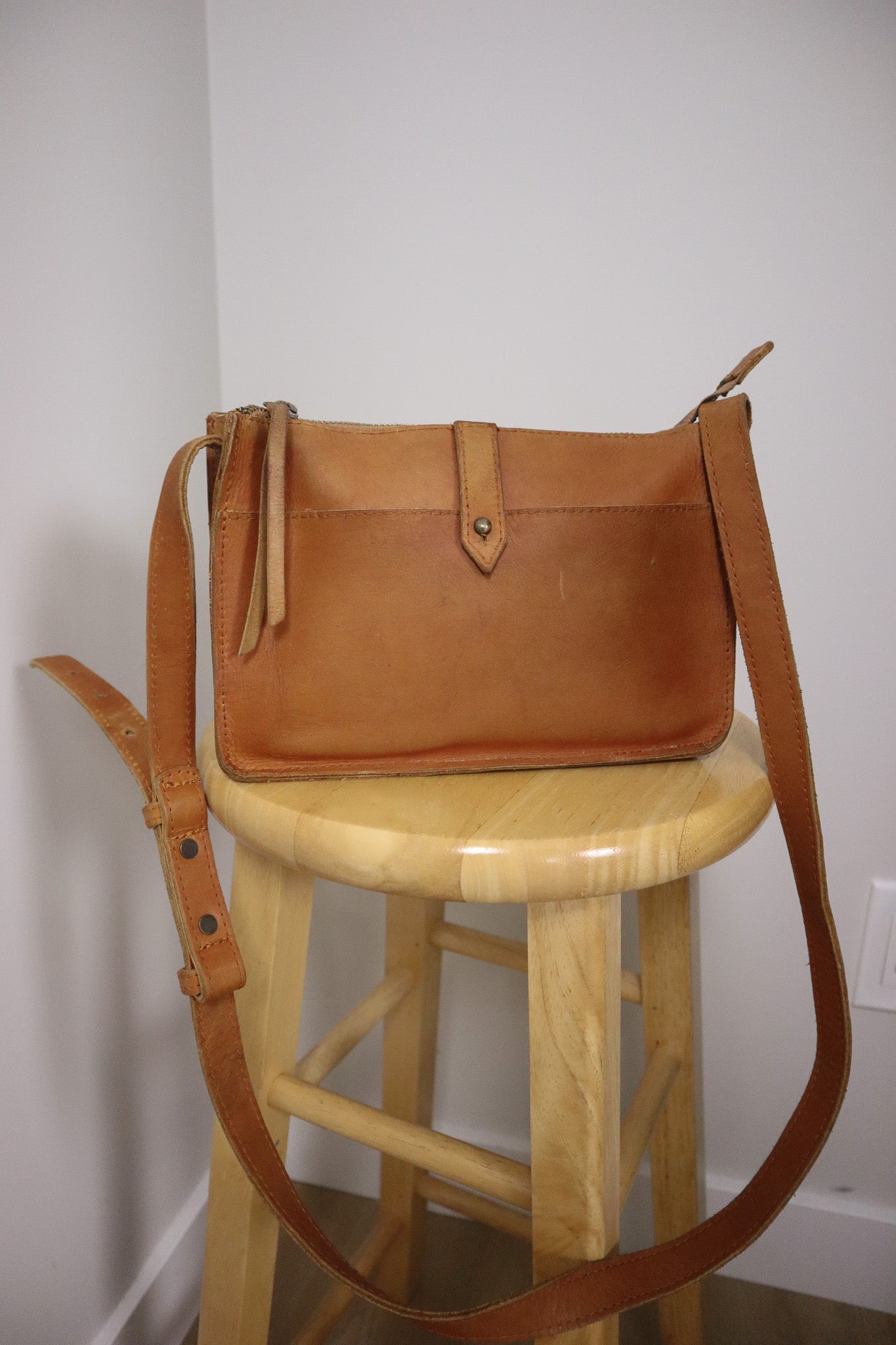 Vintage x Handmade Leather Purse