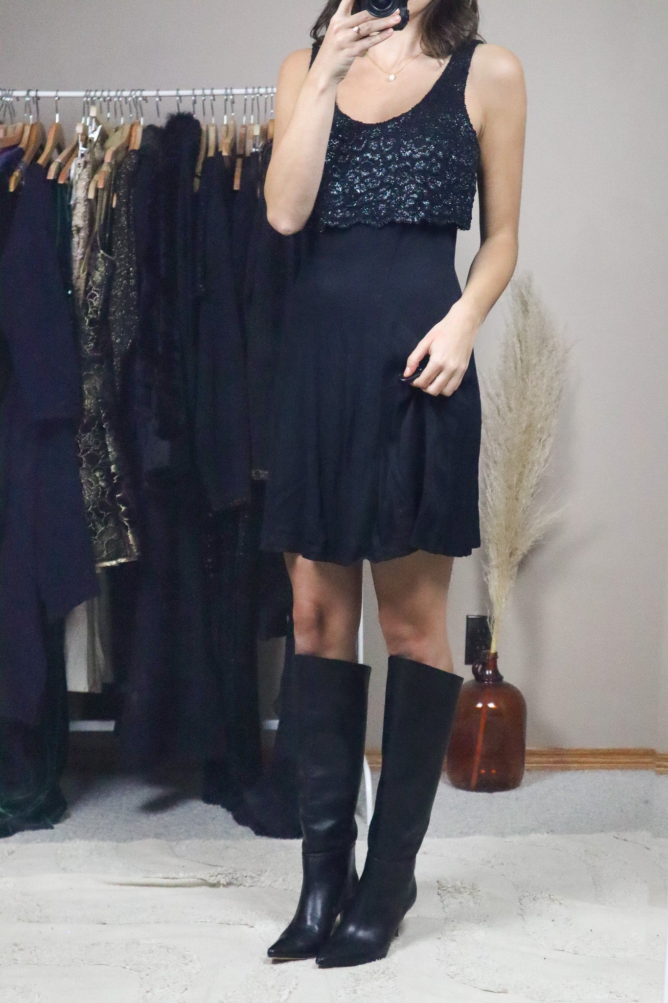 Made in Canada x Vintage x Lace Mini Dress (6)