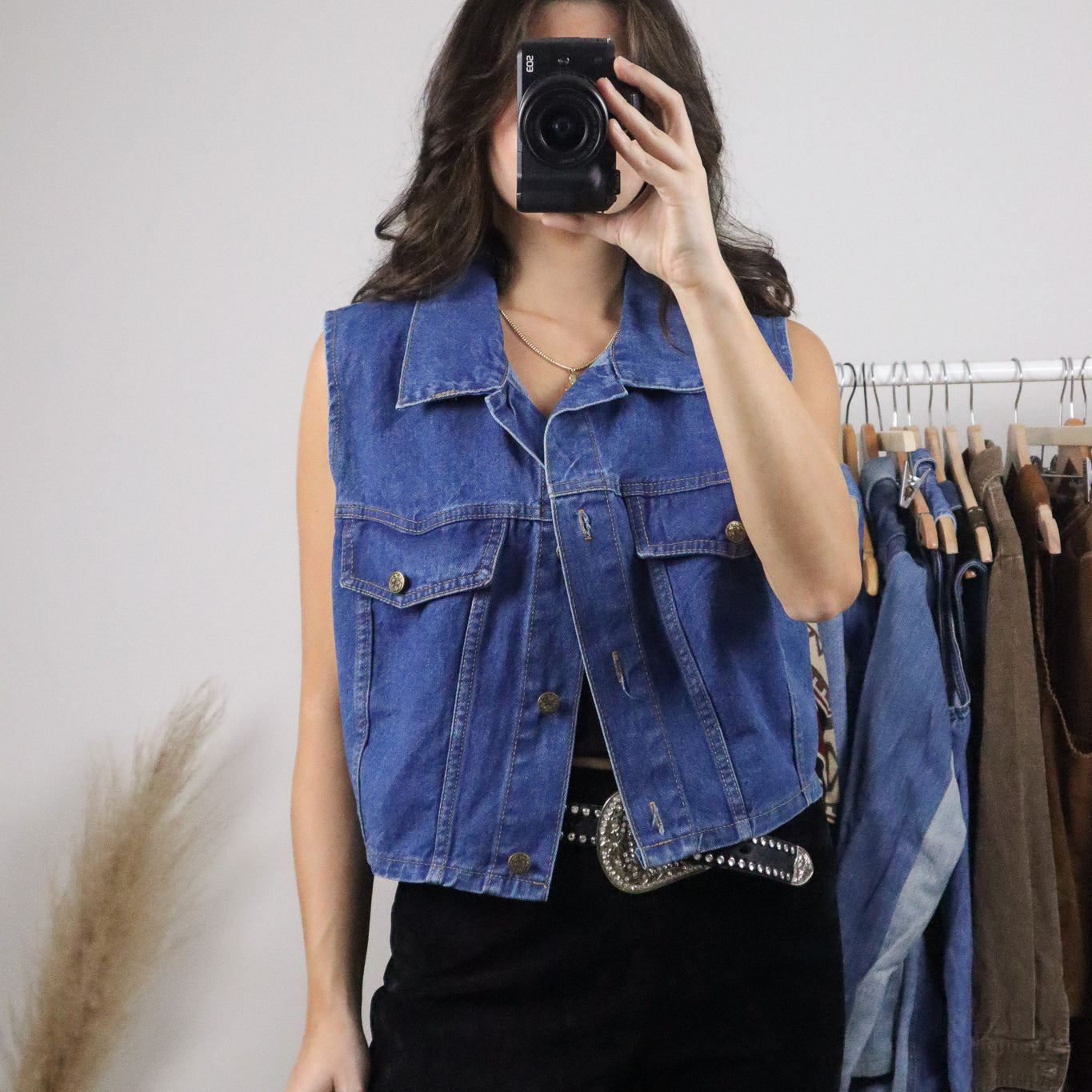 Made in USA x Vintage x Denim Cropped Vest (M/L)