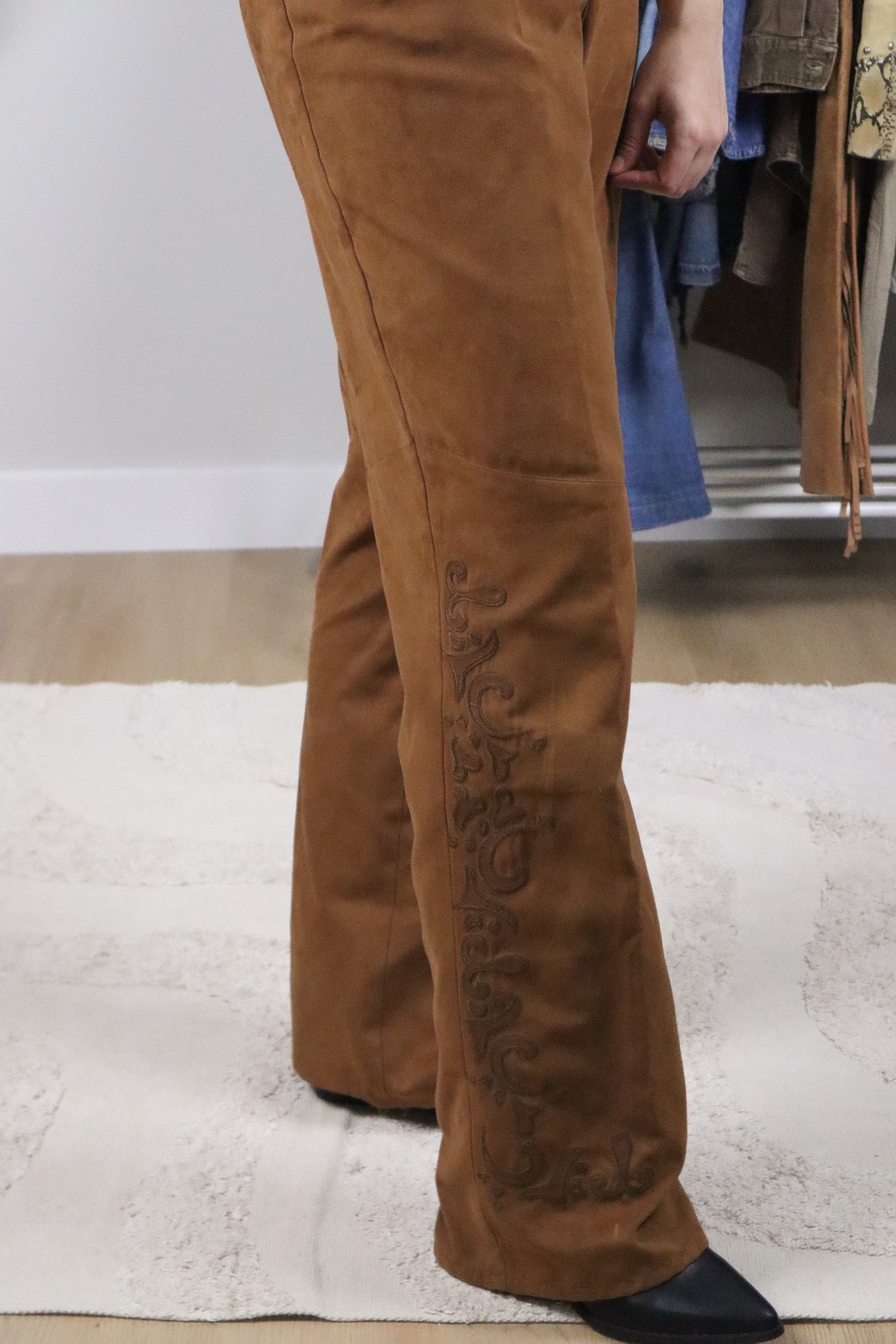 Vintage x Embroidered Faux Suede Flare Pants (12)