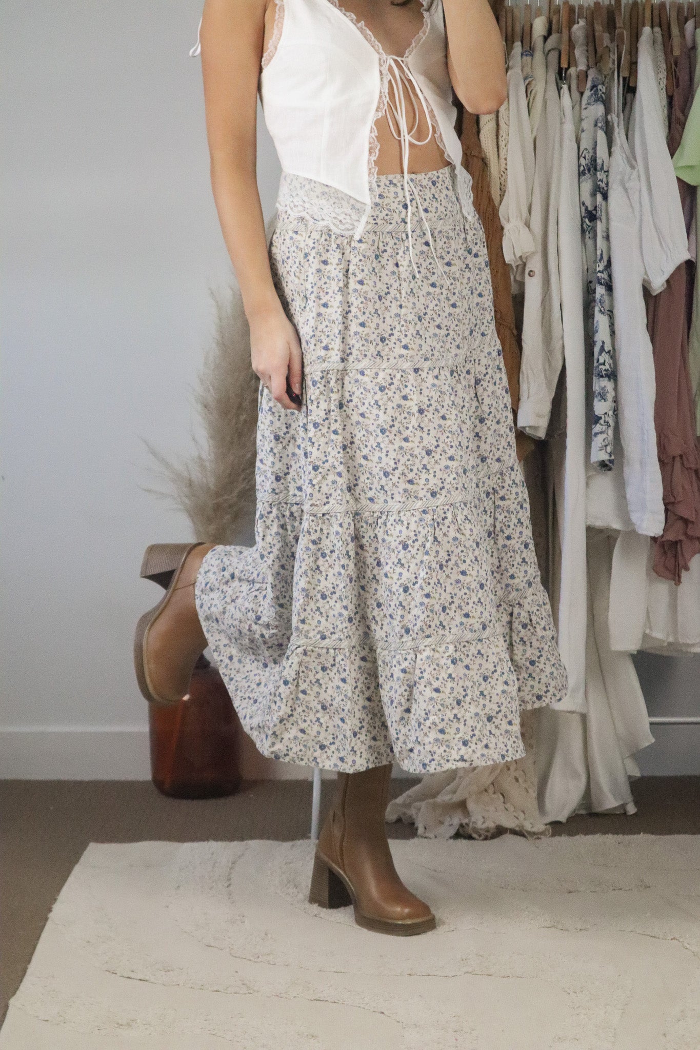 Vintage x Linen Floral Tiered Midi Skirt (4/6)
