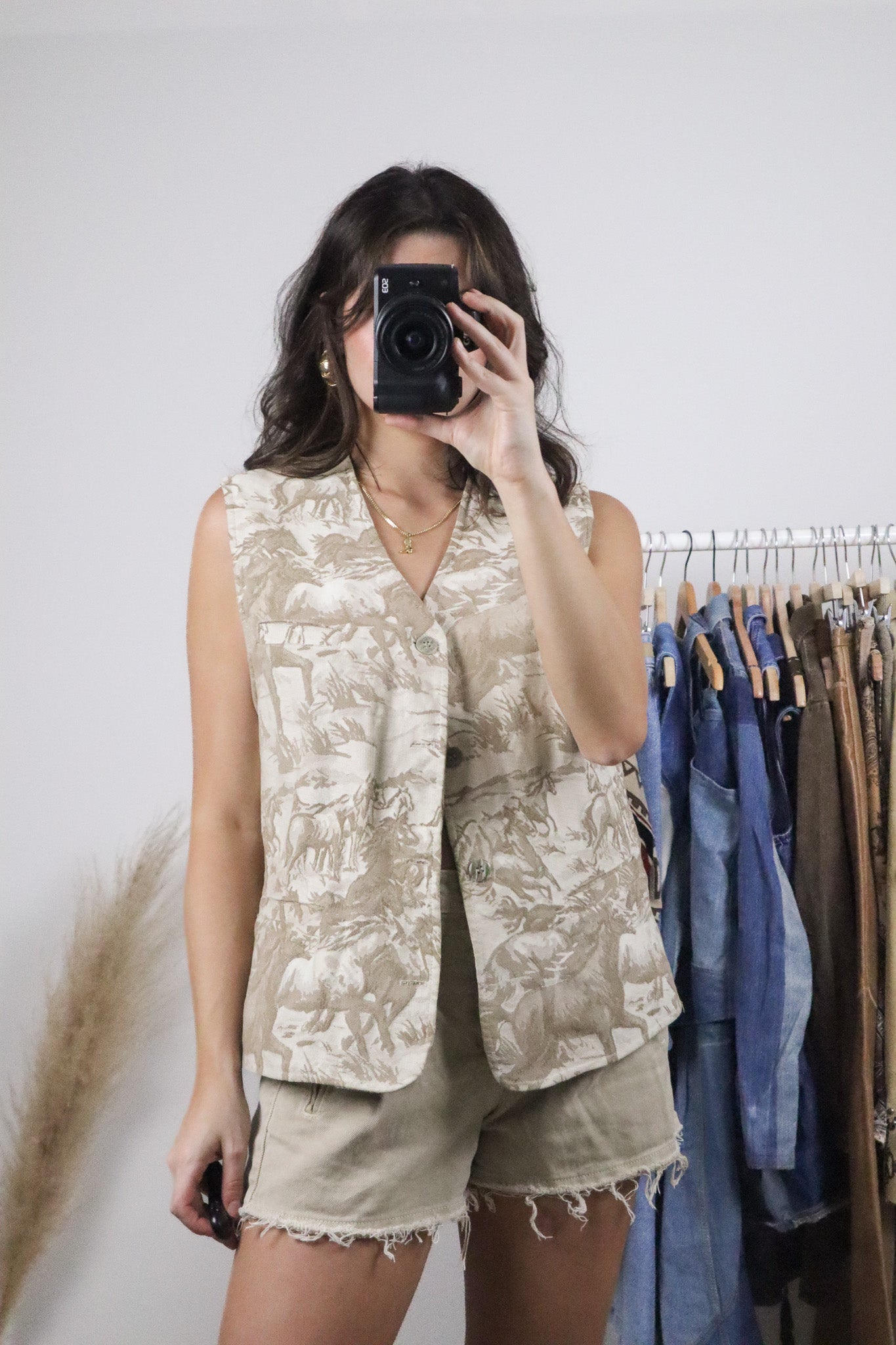 Made in Canada x Vintage x Tapestry Horse Vest (M)