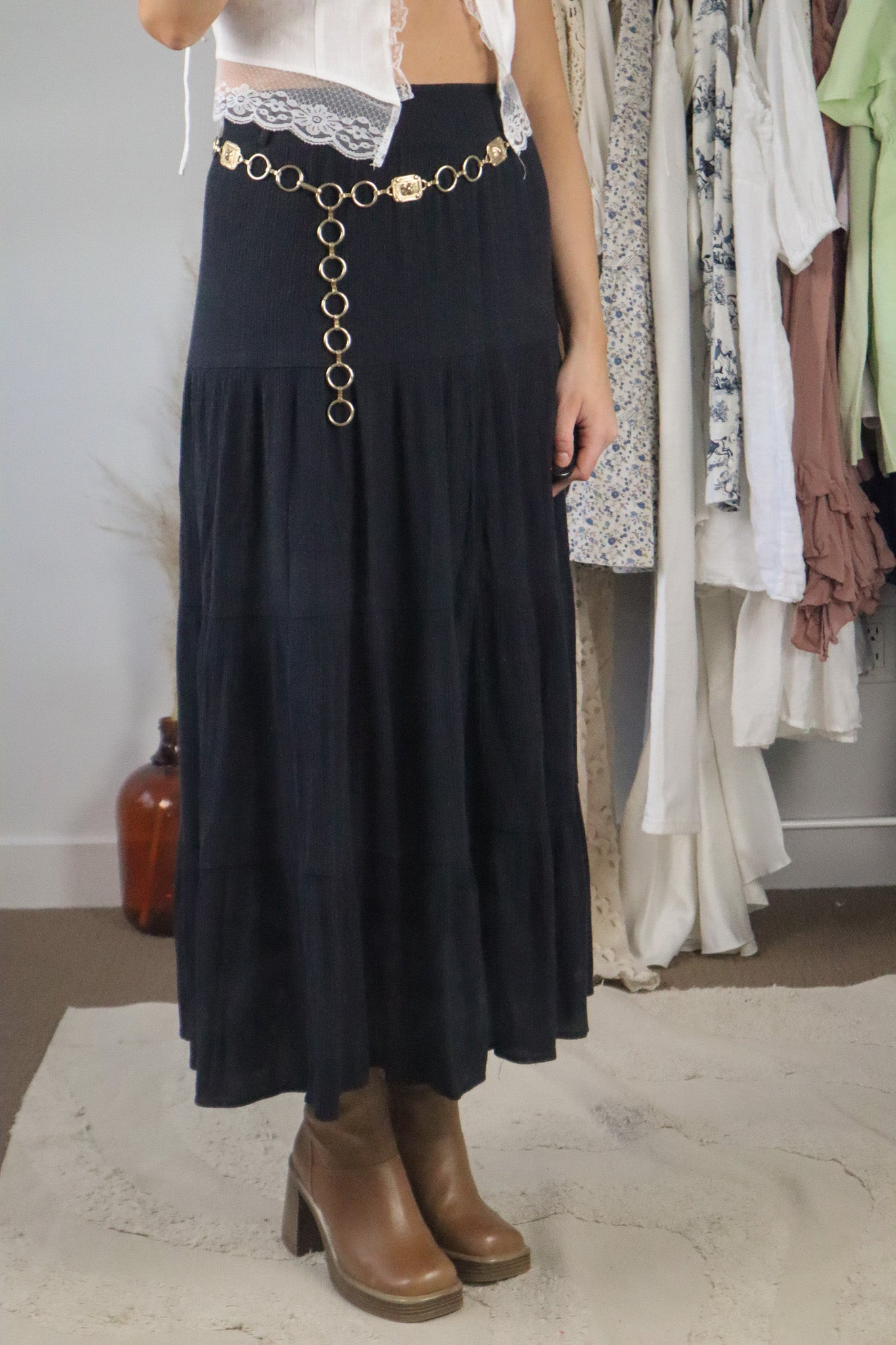 Made in Canada x Vintage x Tiered Maxi Skirt (4/6)