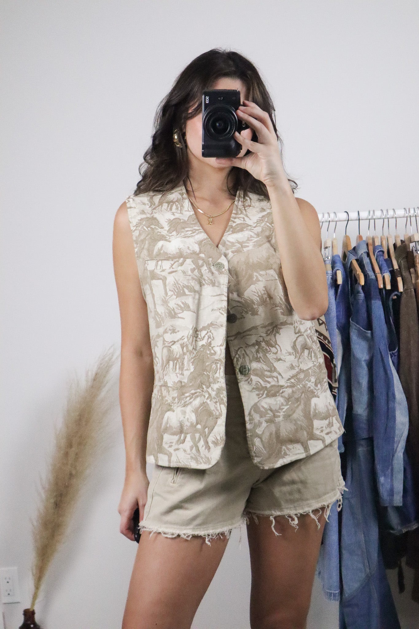 Made in Canada x Vintage x Tapestry Horse Vest (M)