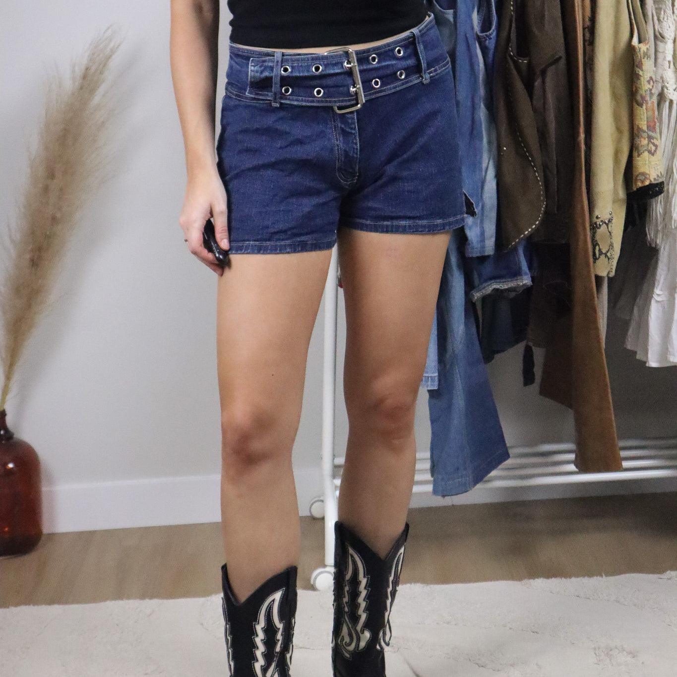Vintage x Denim Belted Mini Shorts (6/8)
