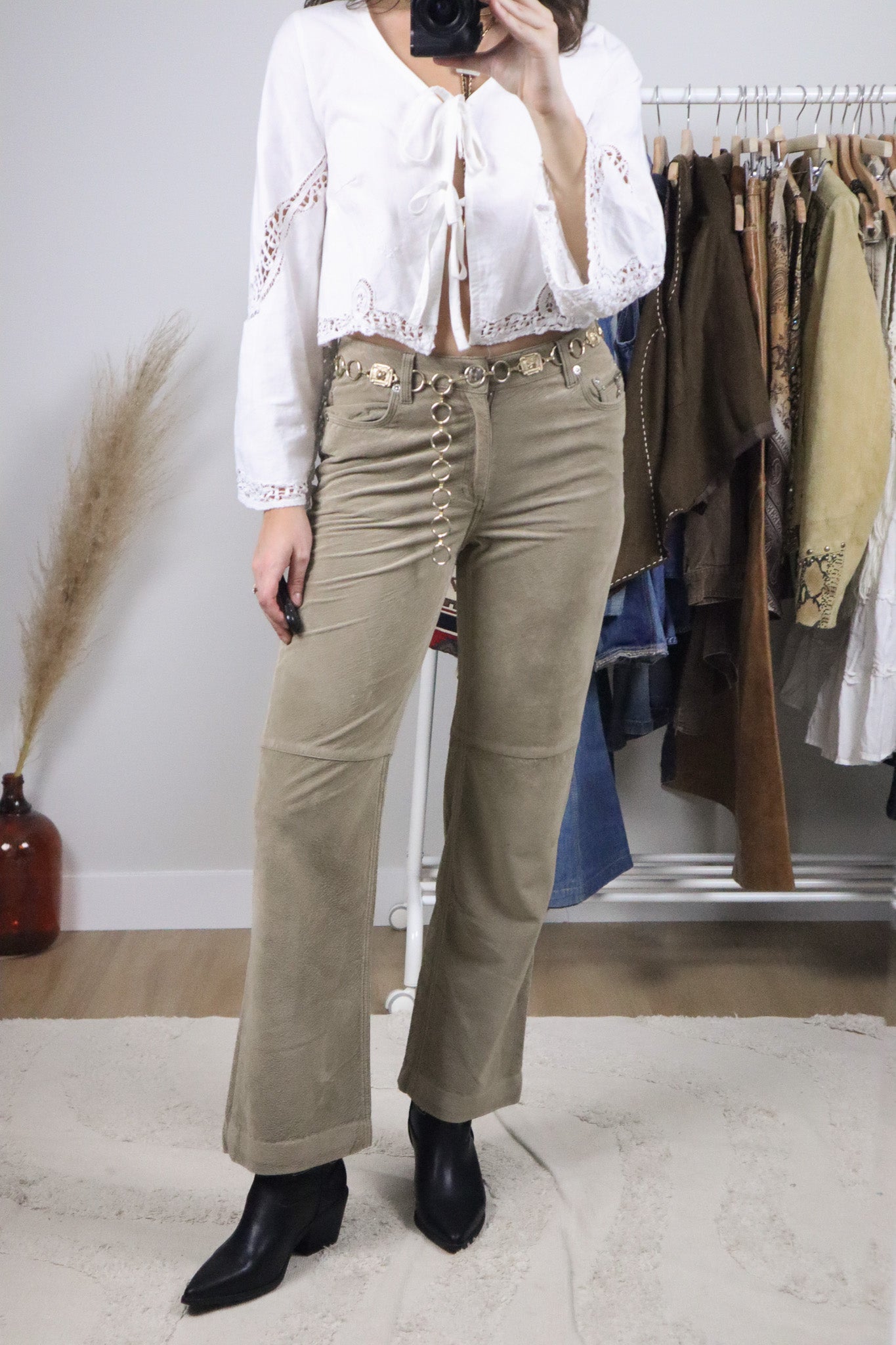 Vintage x Mid-Rise Faux Suede Flare Pants (4)