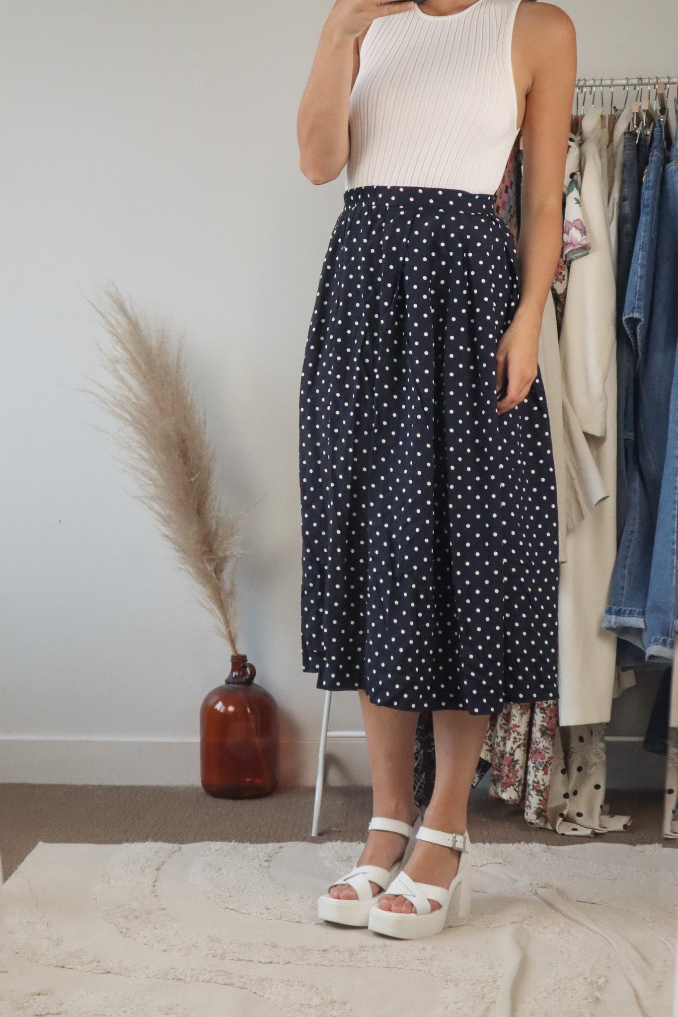 Made in Canada x Vintage x Polka Dot Midi Skirt (2/4)