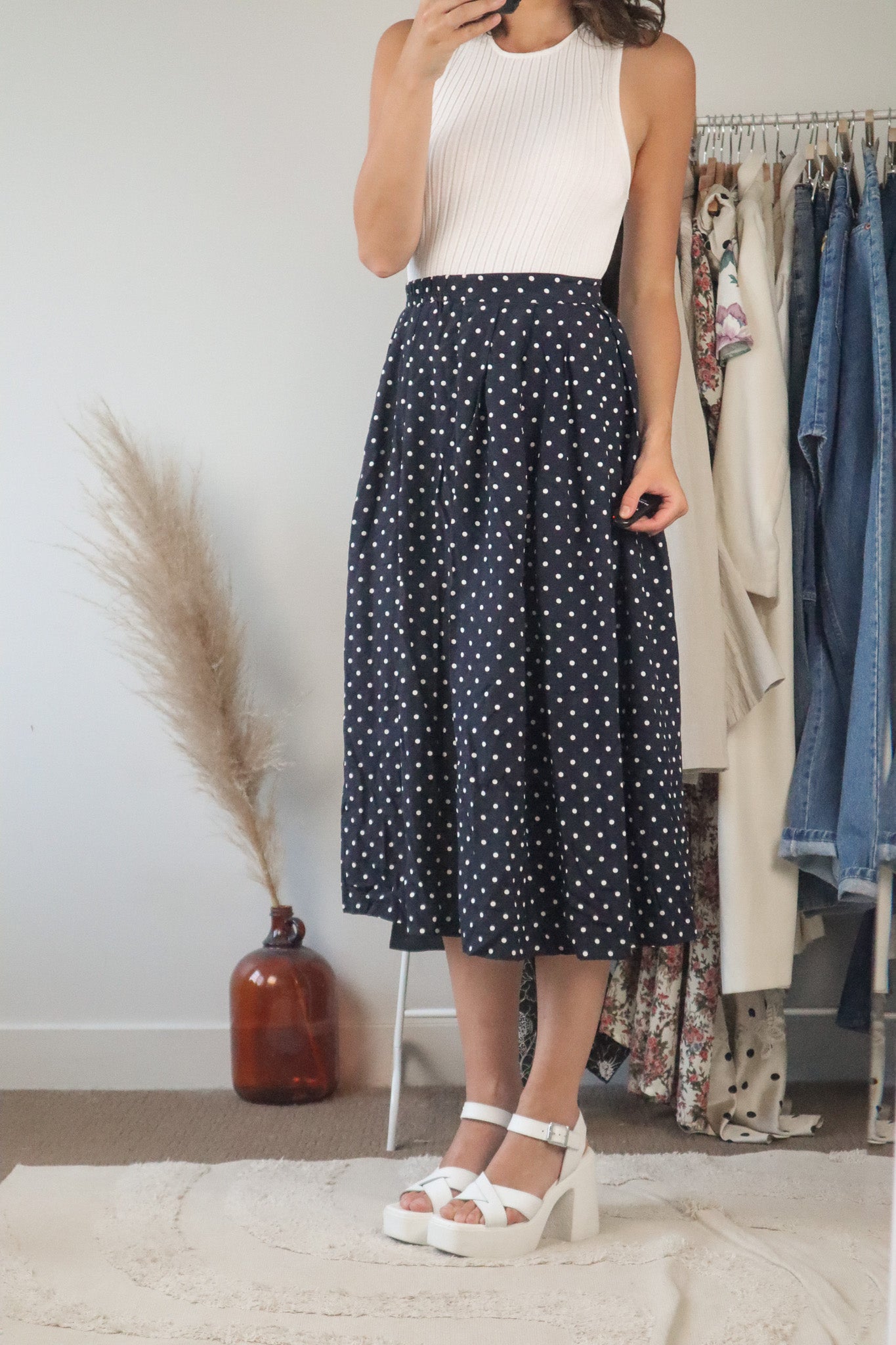 Made in Canada x Vintage x Polka Dot Midi Skirt (2/4)