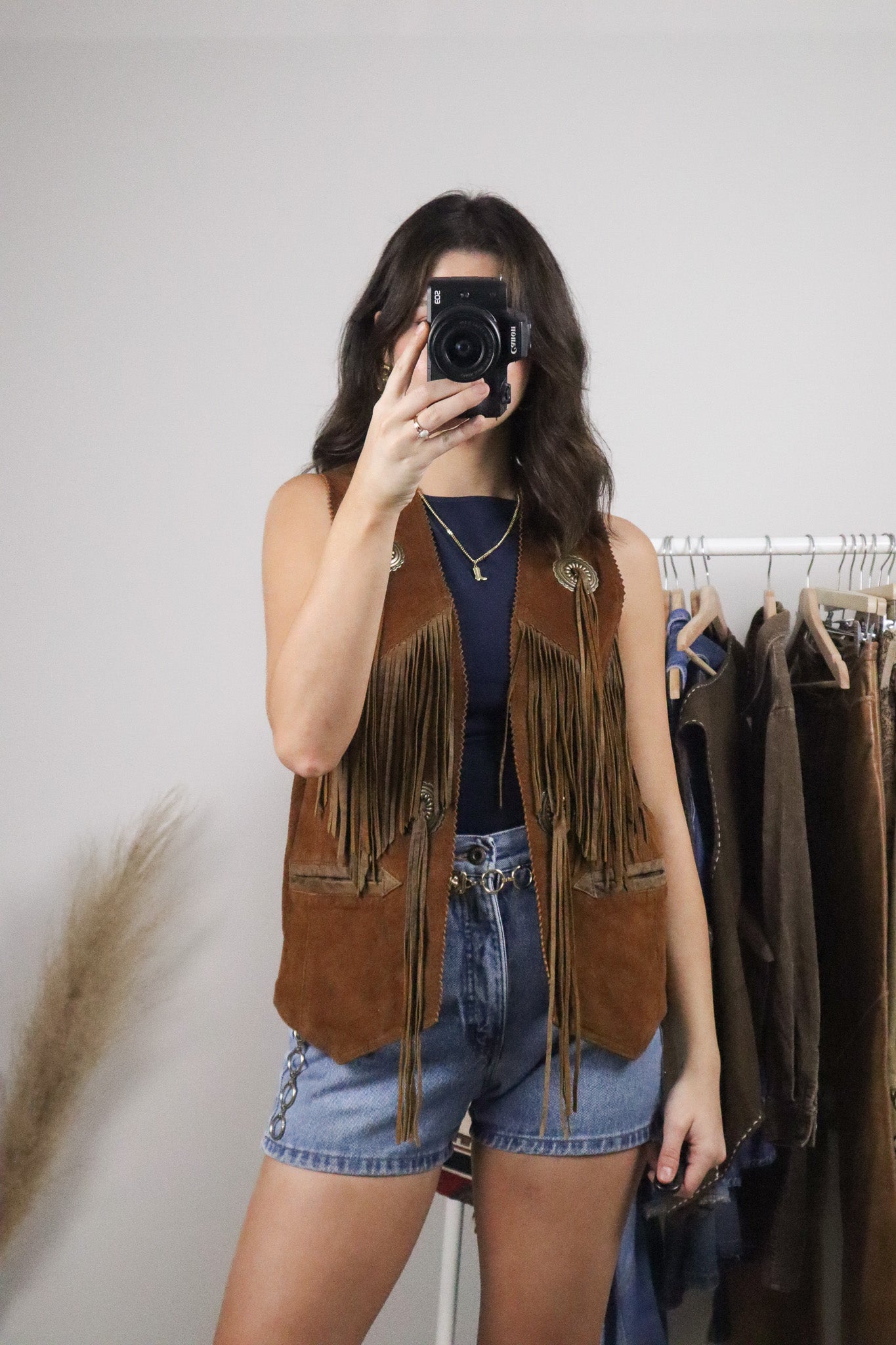 Made in Canada x Vintage x Fringe Suede Vest (M-L)