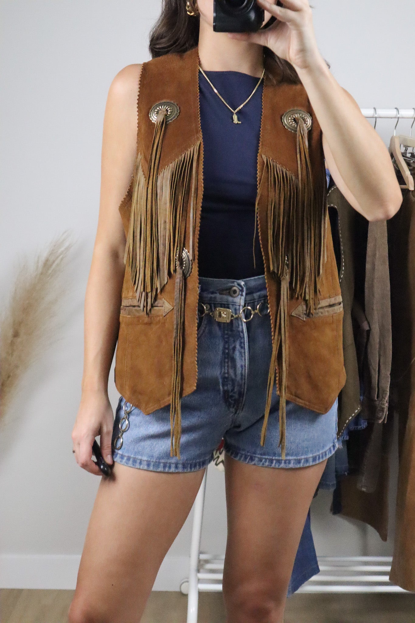 Made in Canada x Vintage x Fringe Suede Vest (M-L)