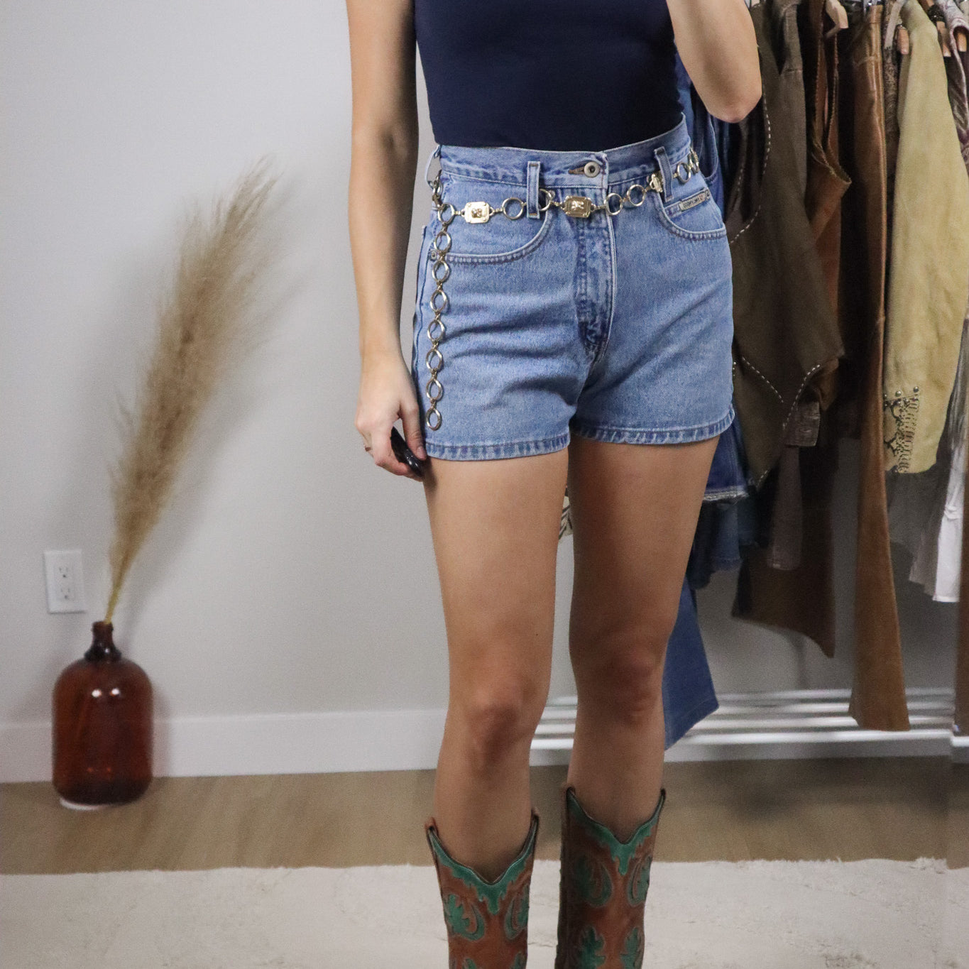 Made in Canada x Vintage x Denim Shorts (2)