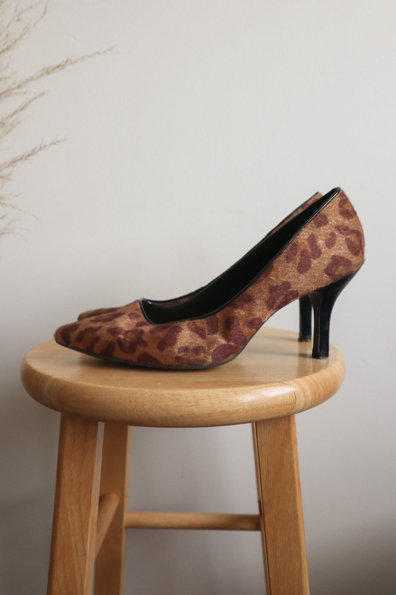Vintage x Fabric Cheetah Print Heels (9)