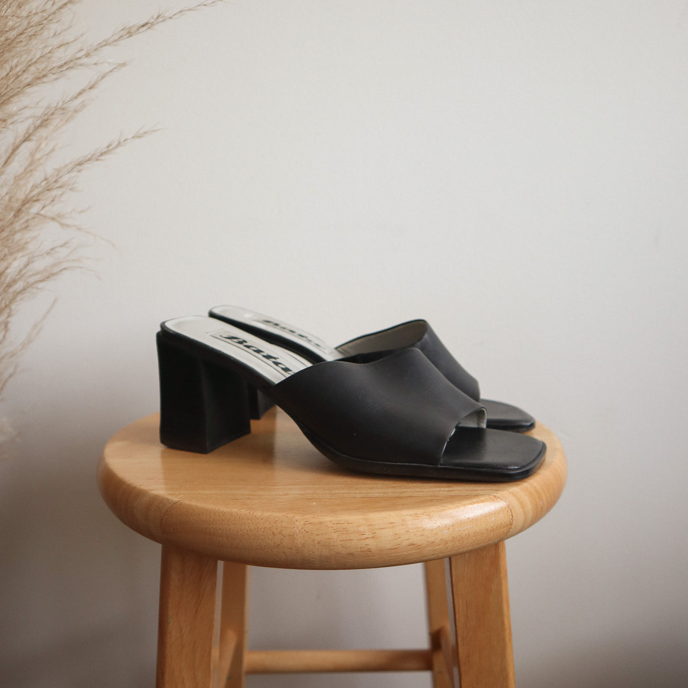Vintage x Leather Heeled Mules (7)