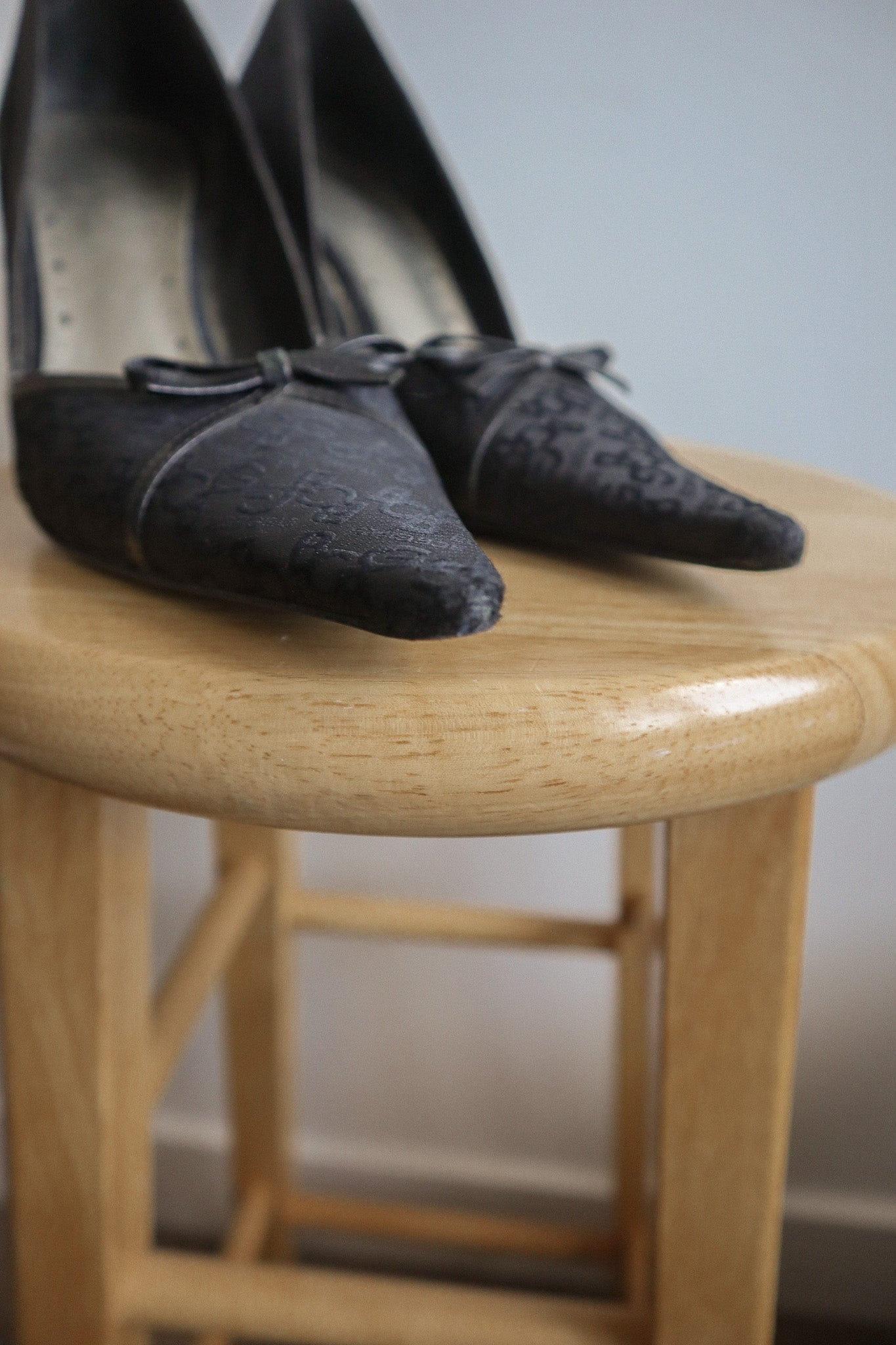 Vintage x Leather Bow Heels (8)