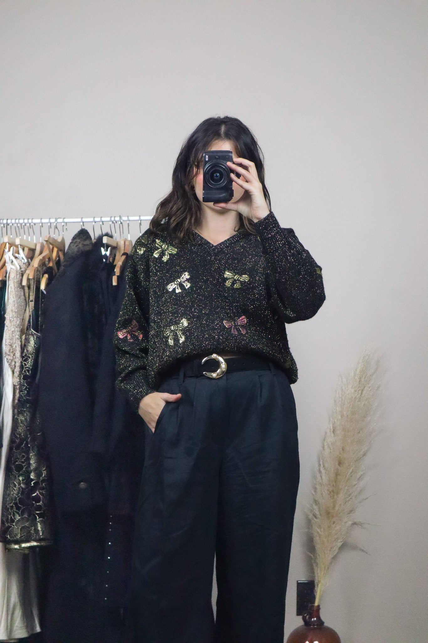 Vintage x Wool Blend Shimmer Bow Sweater (S/M)