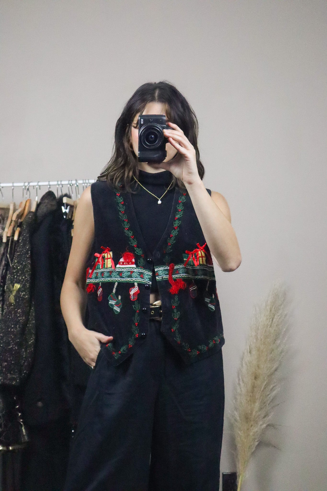 Vintage x Velvet Christmas Pattered Vest (M)