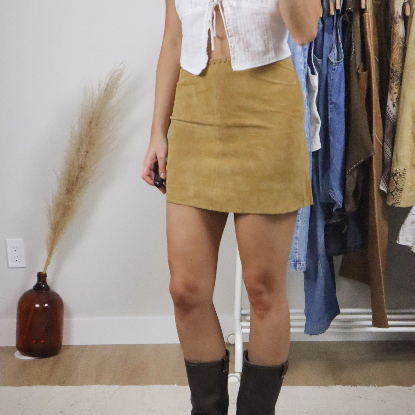 Modern x New With Tags Suede Mini Skirt (S)