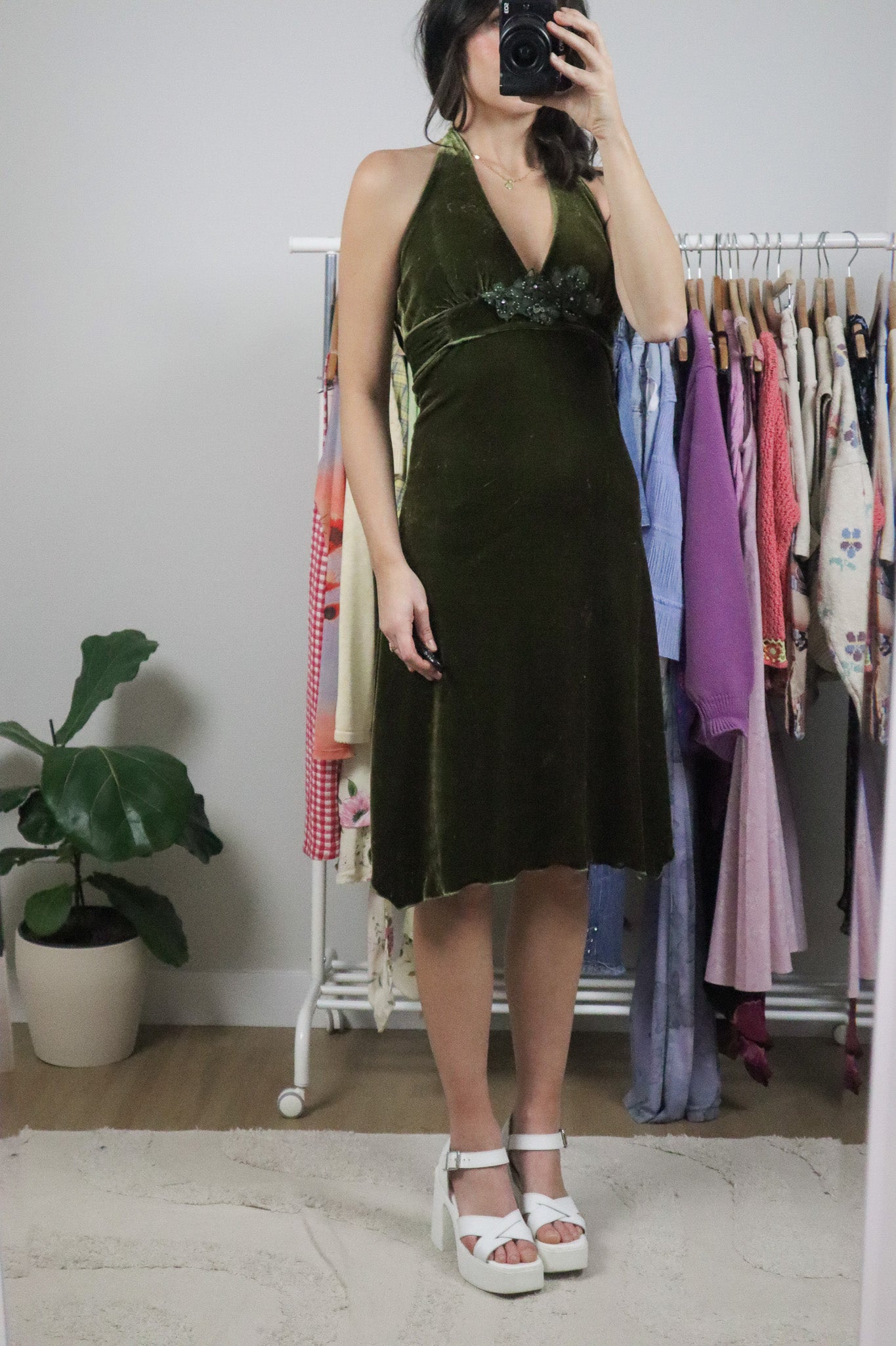 Made in USA x Vintage x Velvet Halter Midi Dress (S/M)